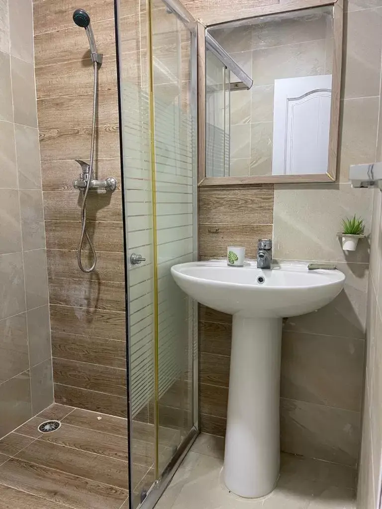 Bathroom in Yonah comfort punta cana, shared apartment