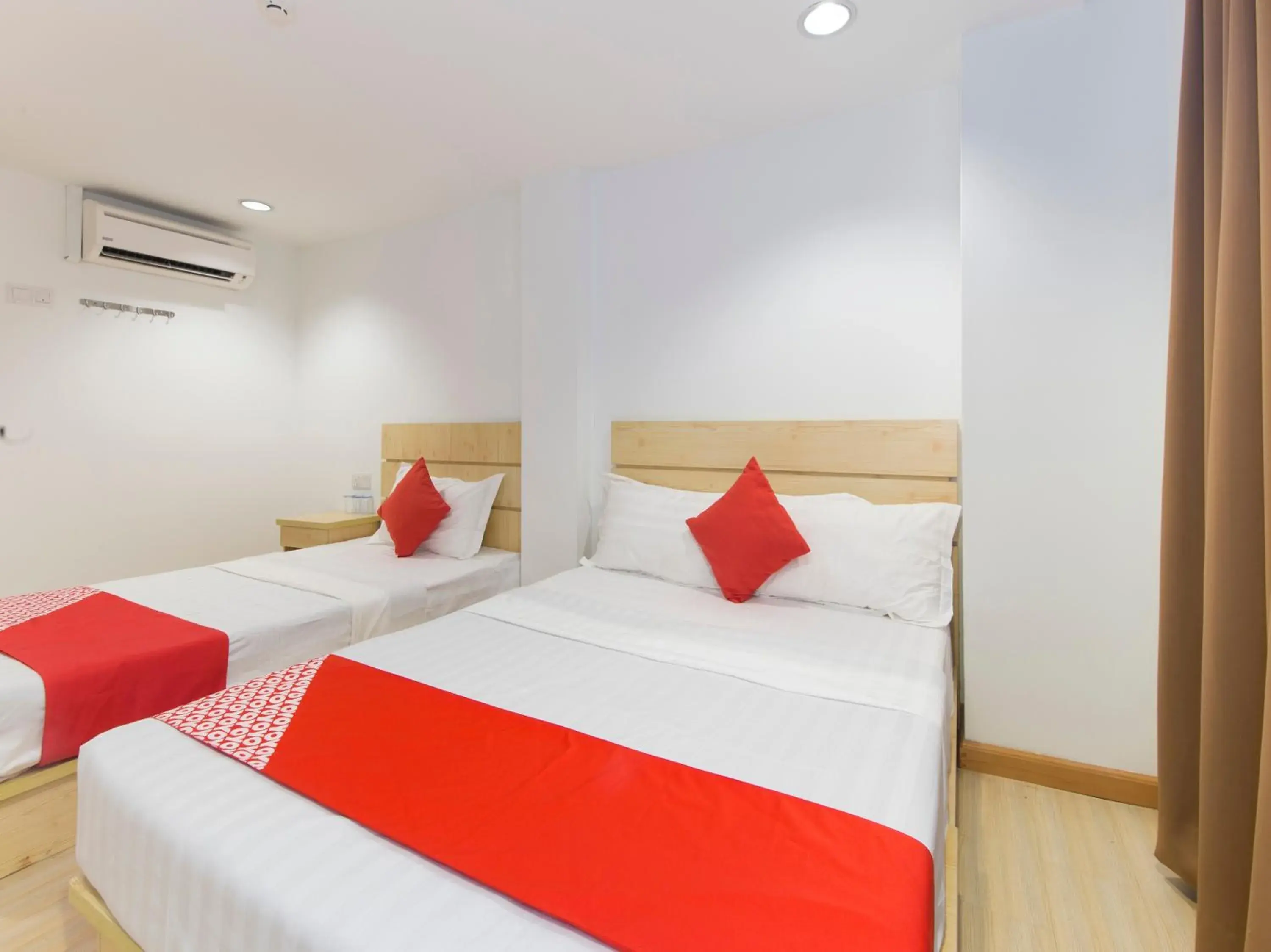 Bedroom, Bed in Super OYO 530 Dd Hotel