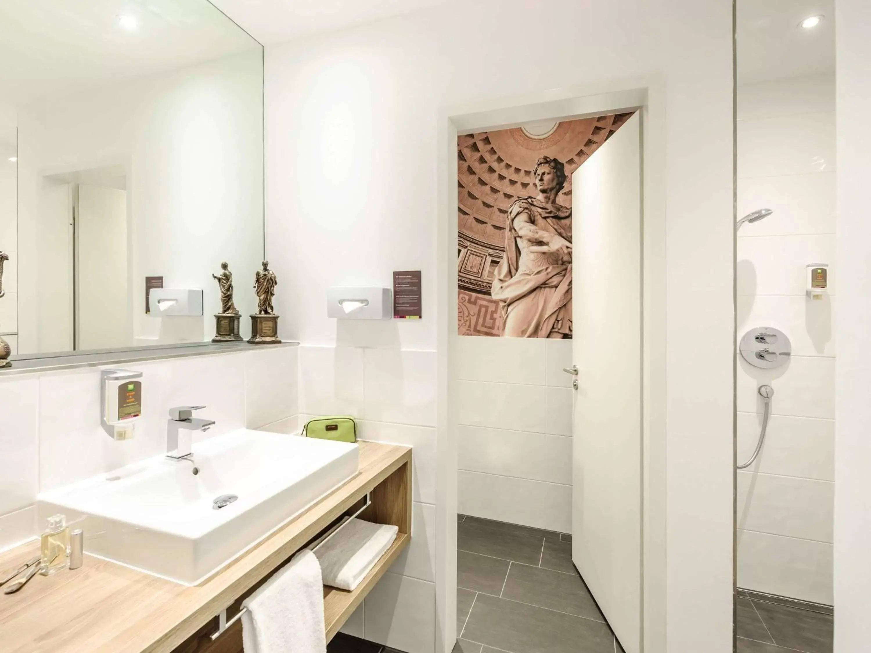 Photo of the whole room, Bathroom in Ibis Styles Trier