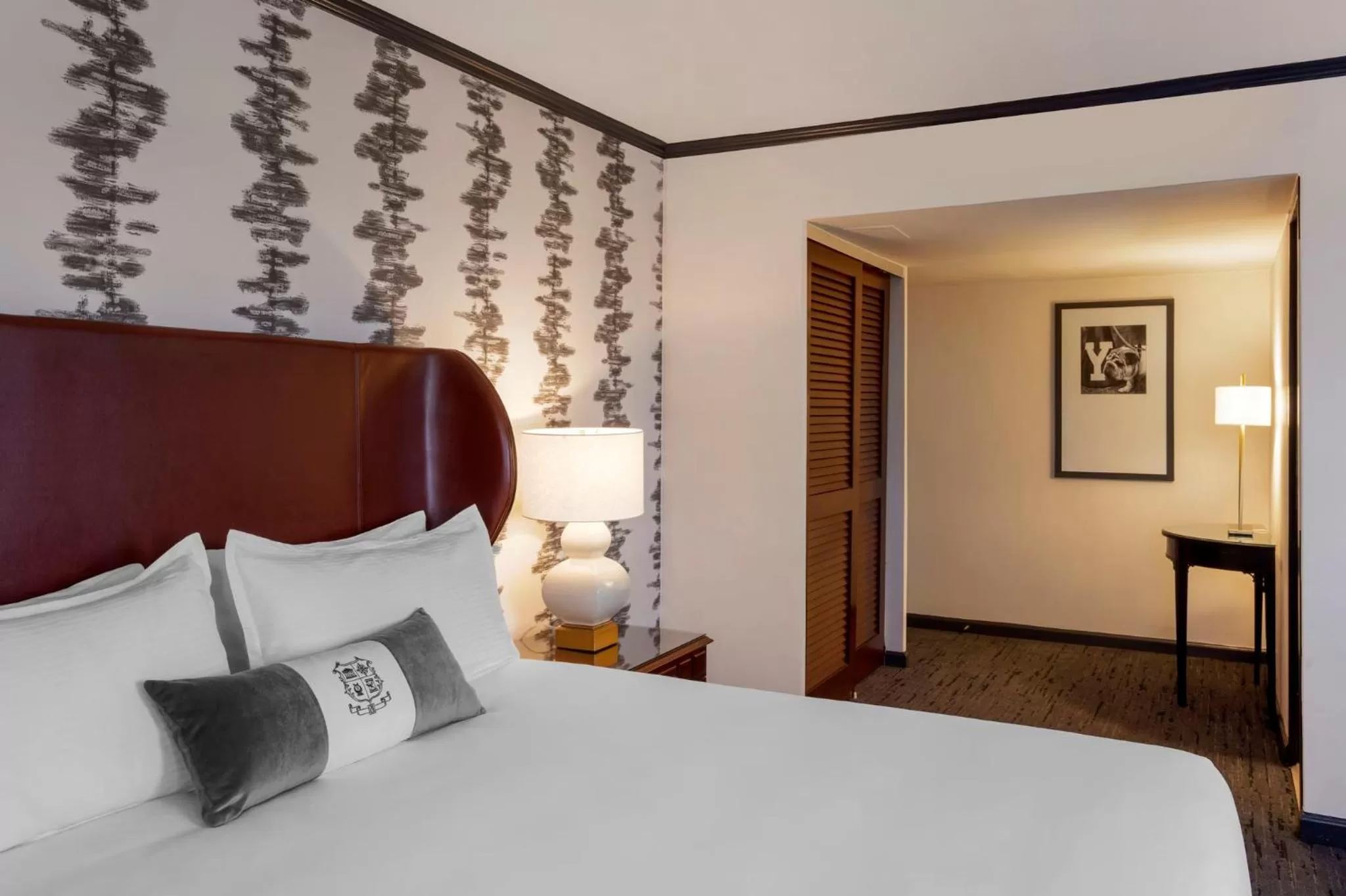 Bedroom, Bed in Omni New Haven Hotel at Yale