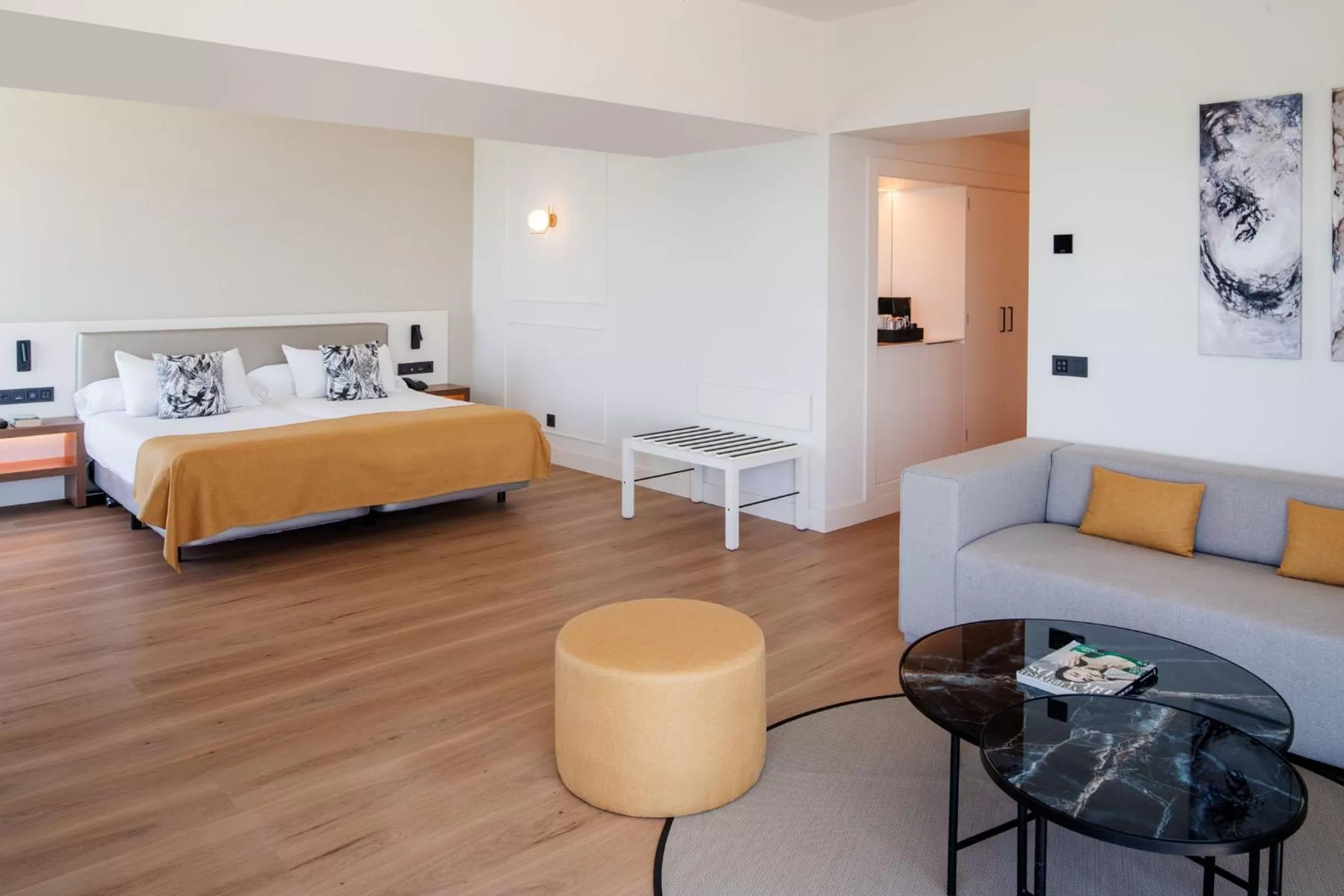 Bed in Arrecife Gran Hotel & Spa