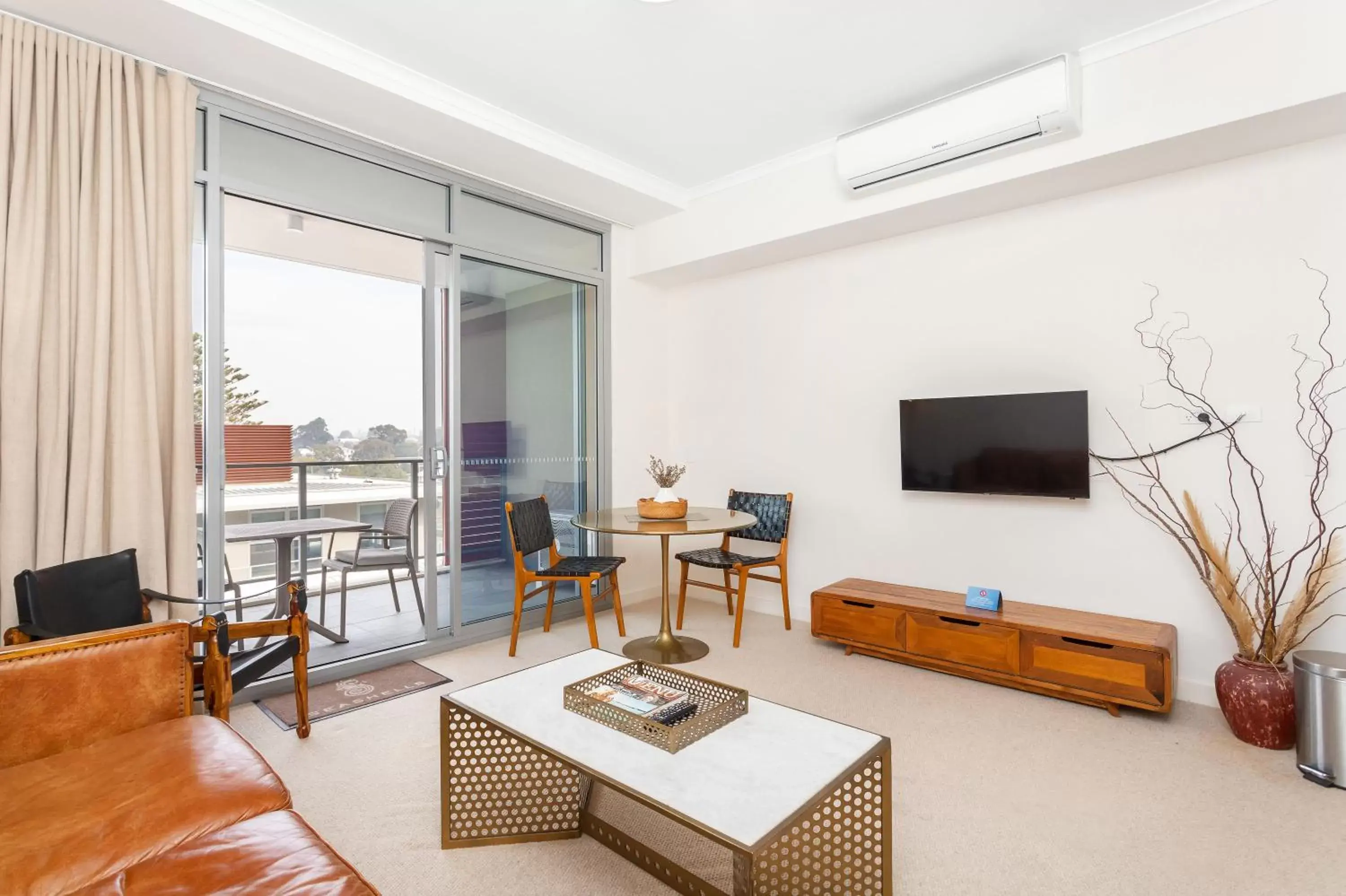 Living room, Seating Area in Nautica Residences Fremantle