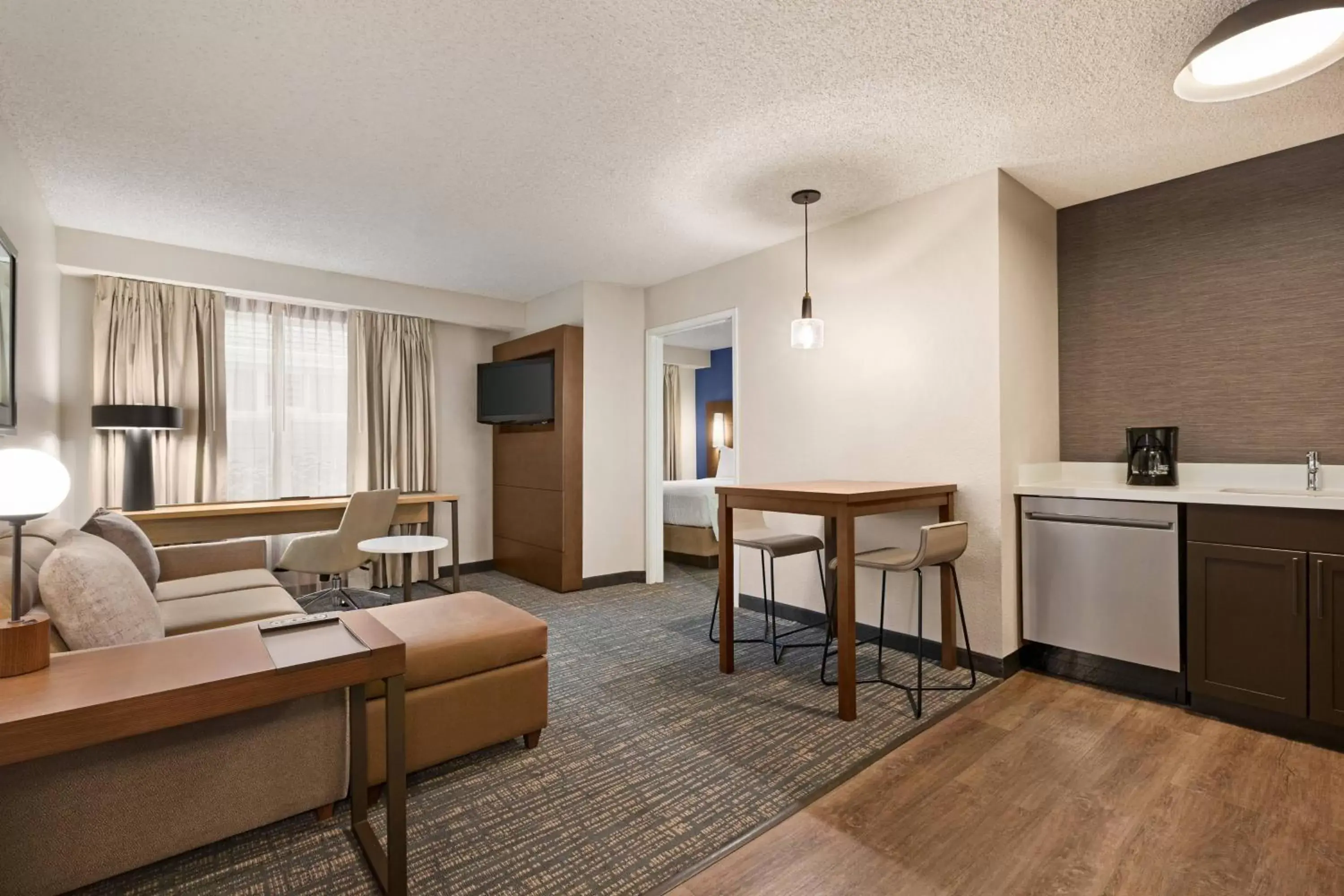 Living room, Seating Area in Residence Inn Salem