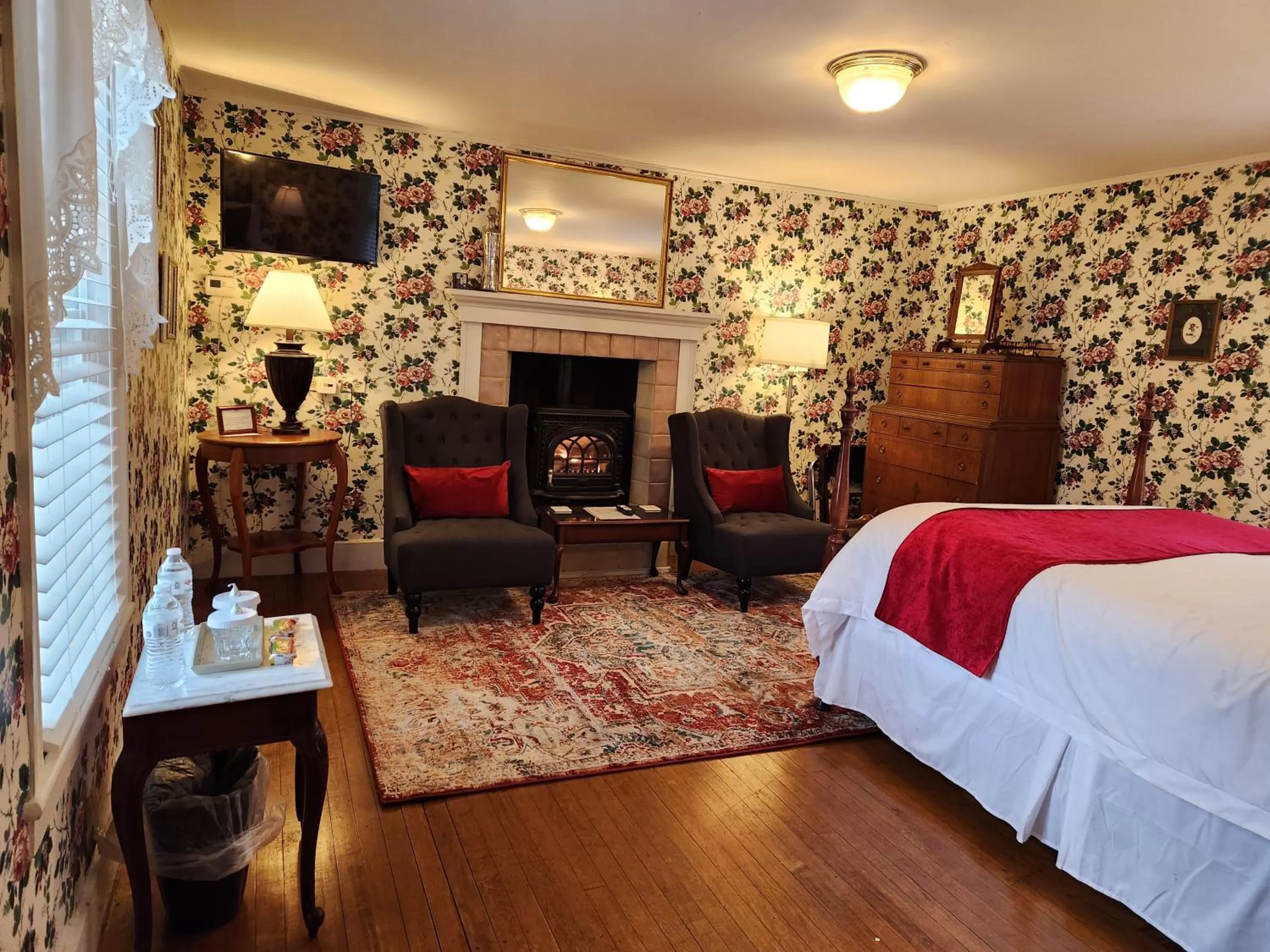 Bed in Blackberry Inn