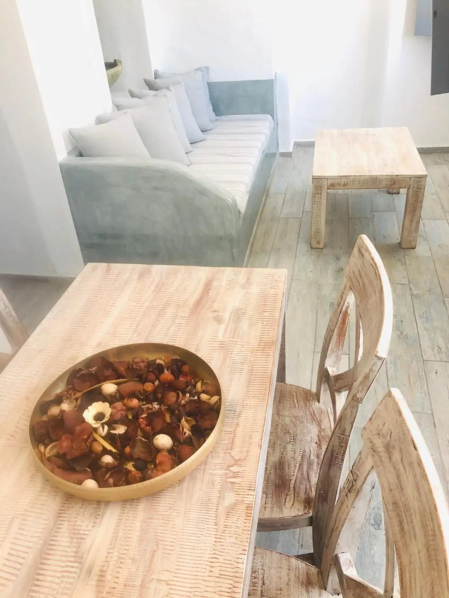 Loucas on the Cliff Loucas on the Cliff