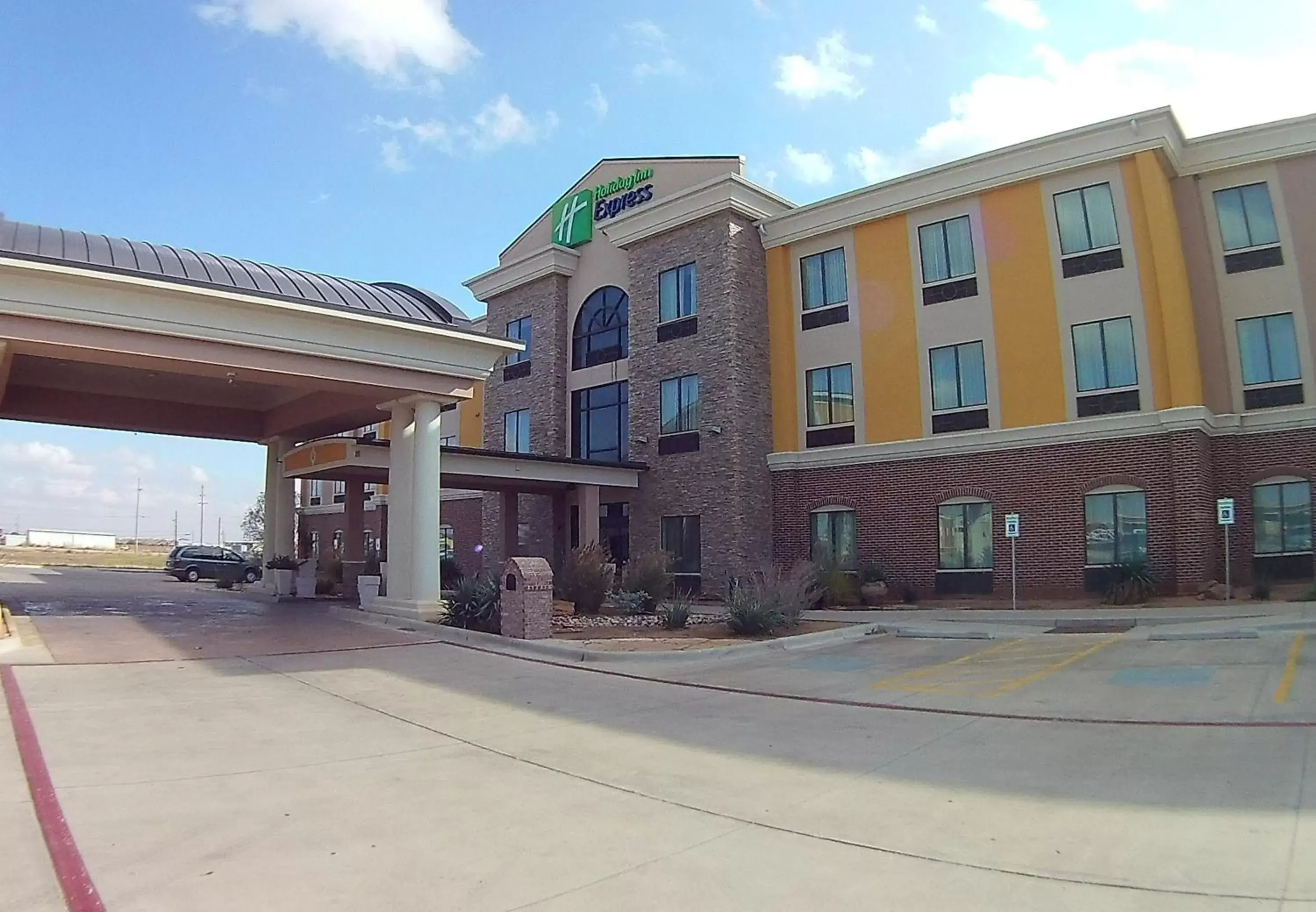 Property Building in Holiday Inn Express & Suites Lubbock Southwest – Wolfforth, an IHG Hotel