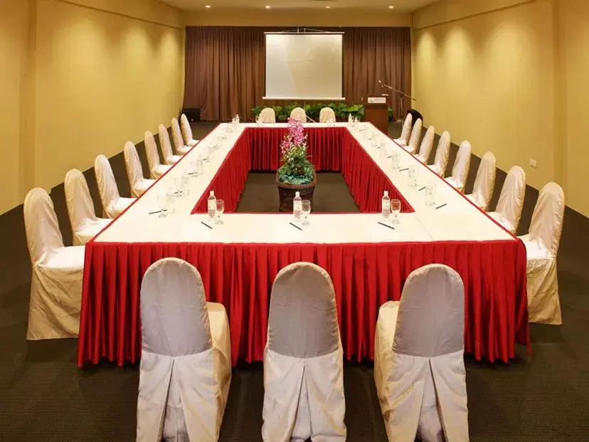 Business Area/Conference Room in Amverton Cove Golf & Island Resort