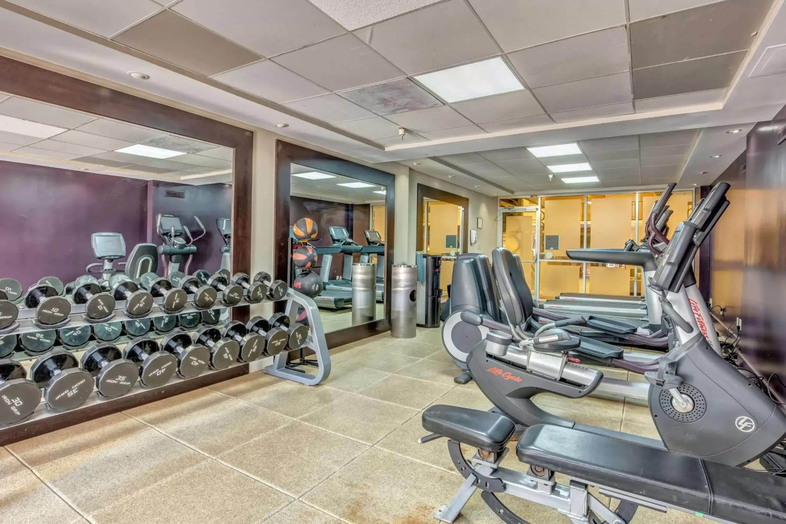 Business facilities, Fitness Center/Facilities in Embassy Suites Memphis