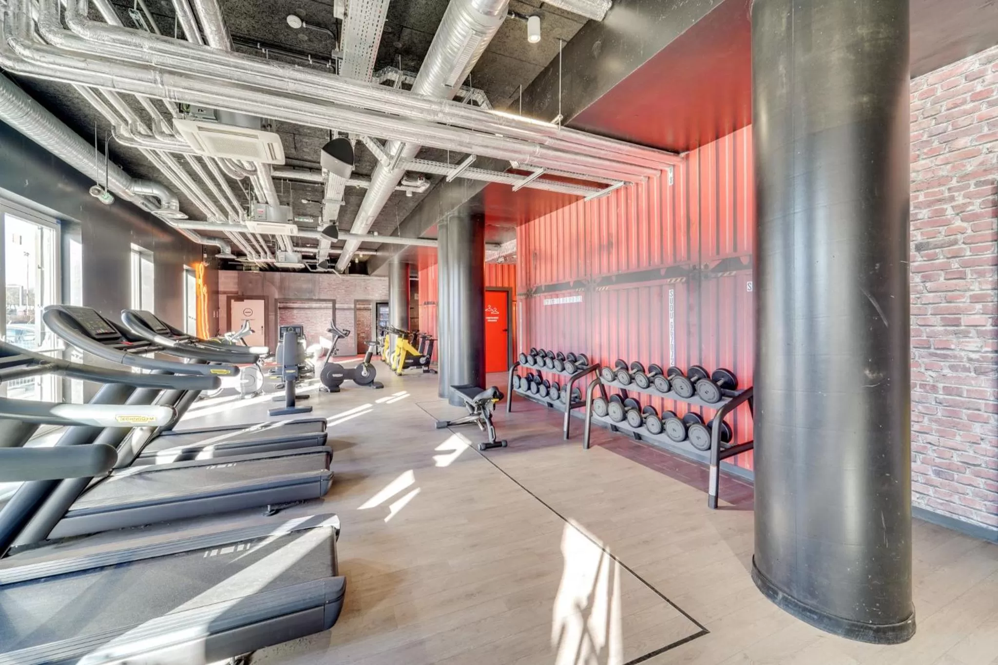 Fitness centre/facilities in ECLA Paris Massy Palaiseau