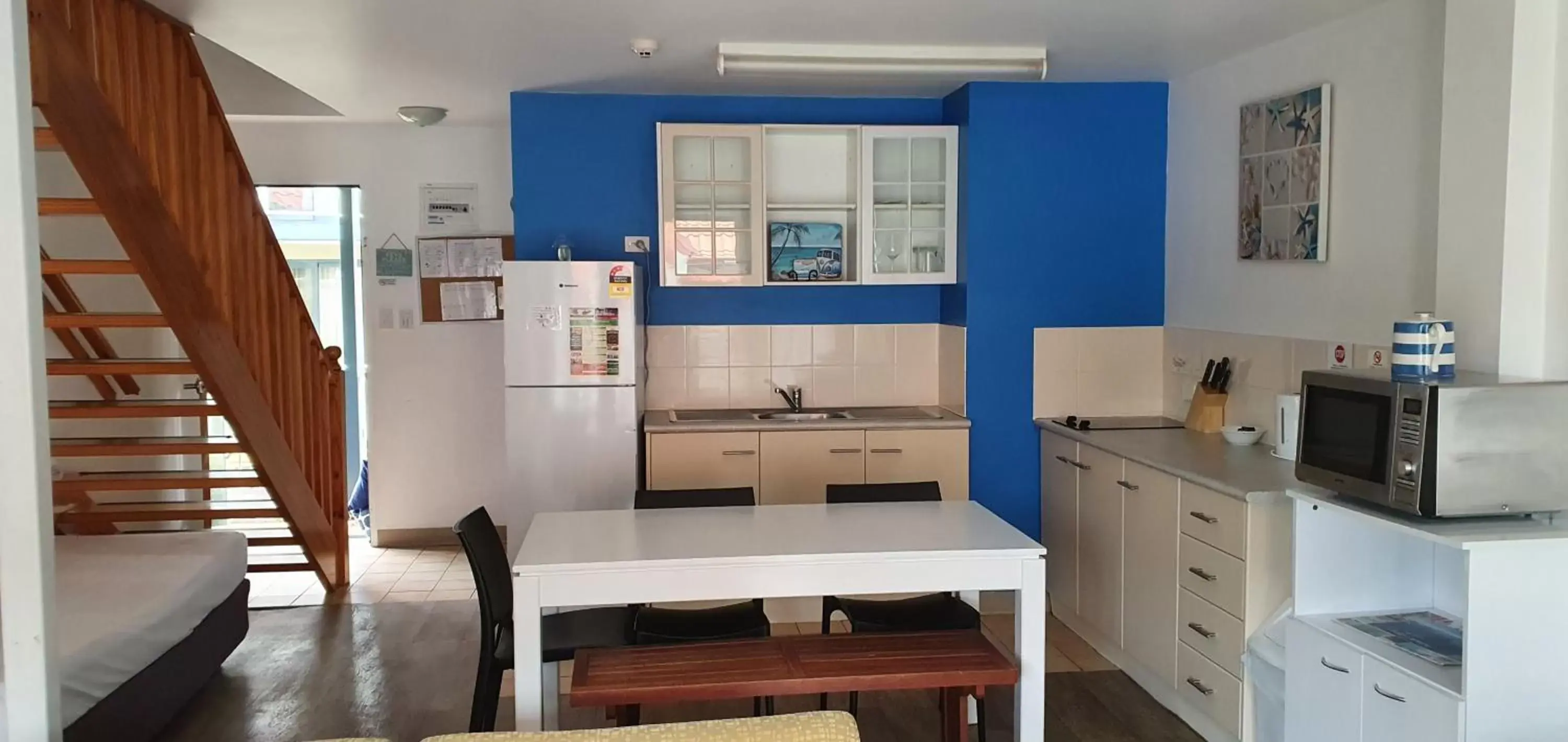 Kitchen or kitchenette, Kitchen/Kitchenette in Nelson Bay Breeze