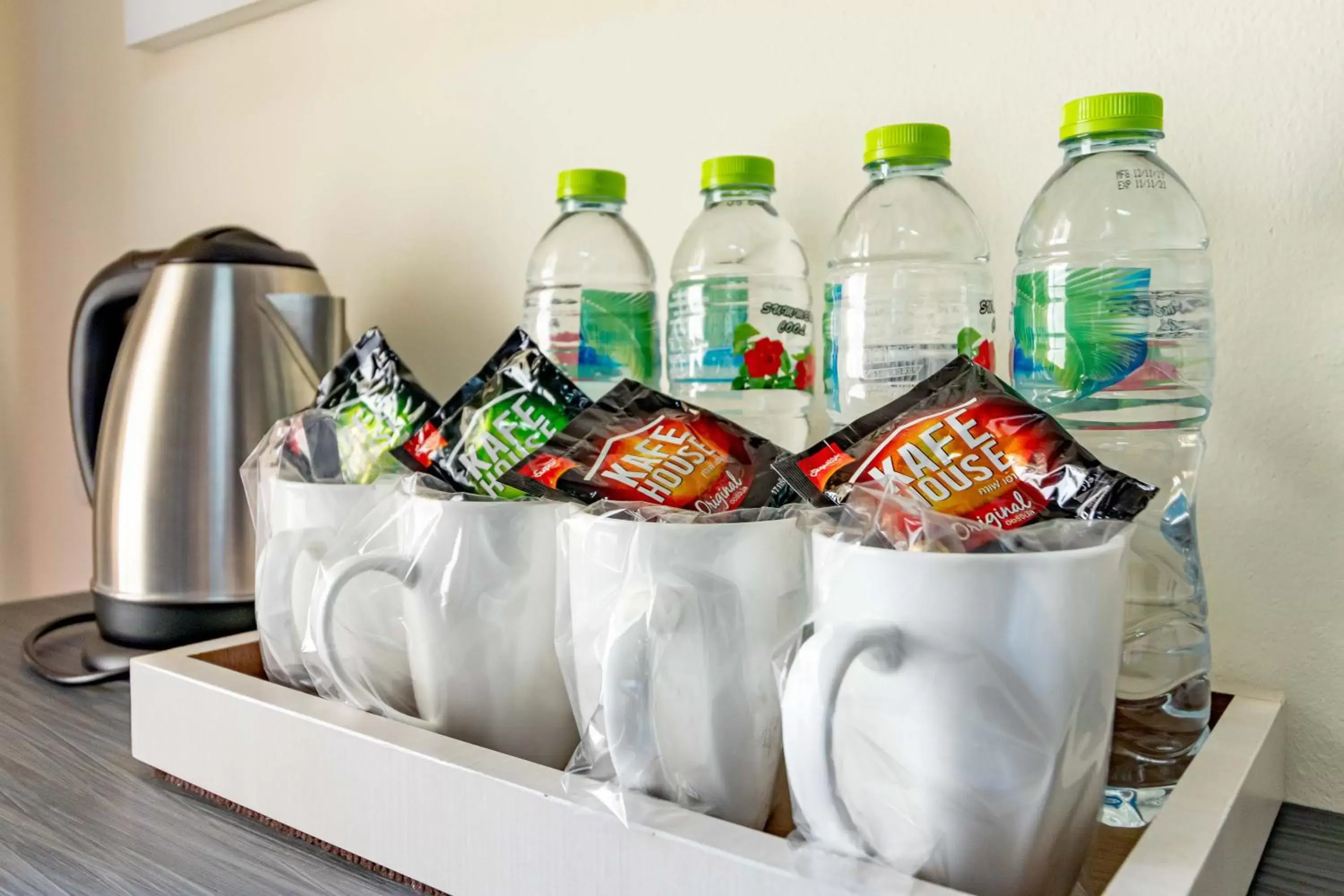 Coffee/tea facilities in AA Resort Hotel