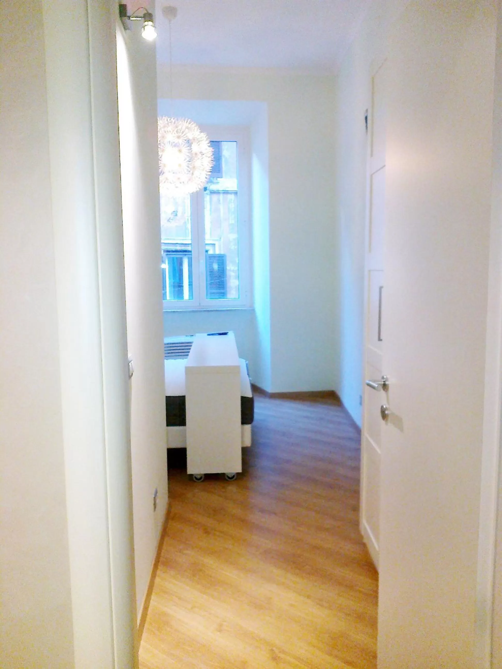 Photo of the whole room, Bed in Bye Bye Roma Pantheon Suite