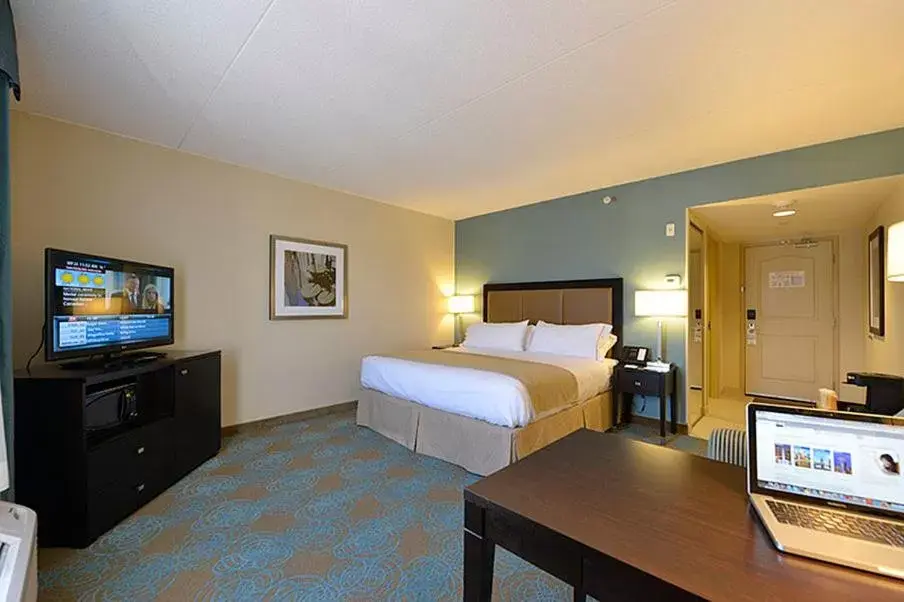 Photo of the whole room in Holiday Inn Express Hotel & Suites Waterloo - St. Jacobs Area, an IHG Hotel