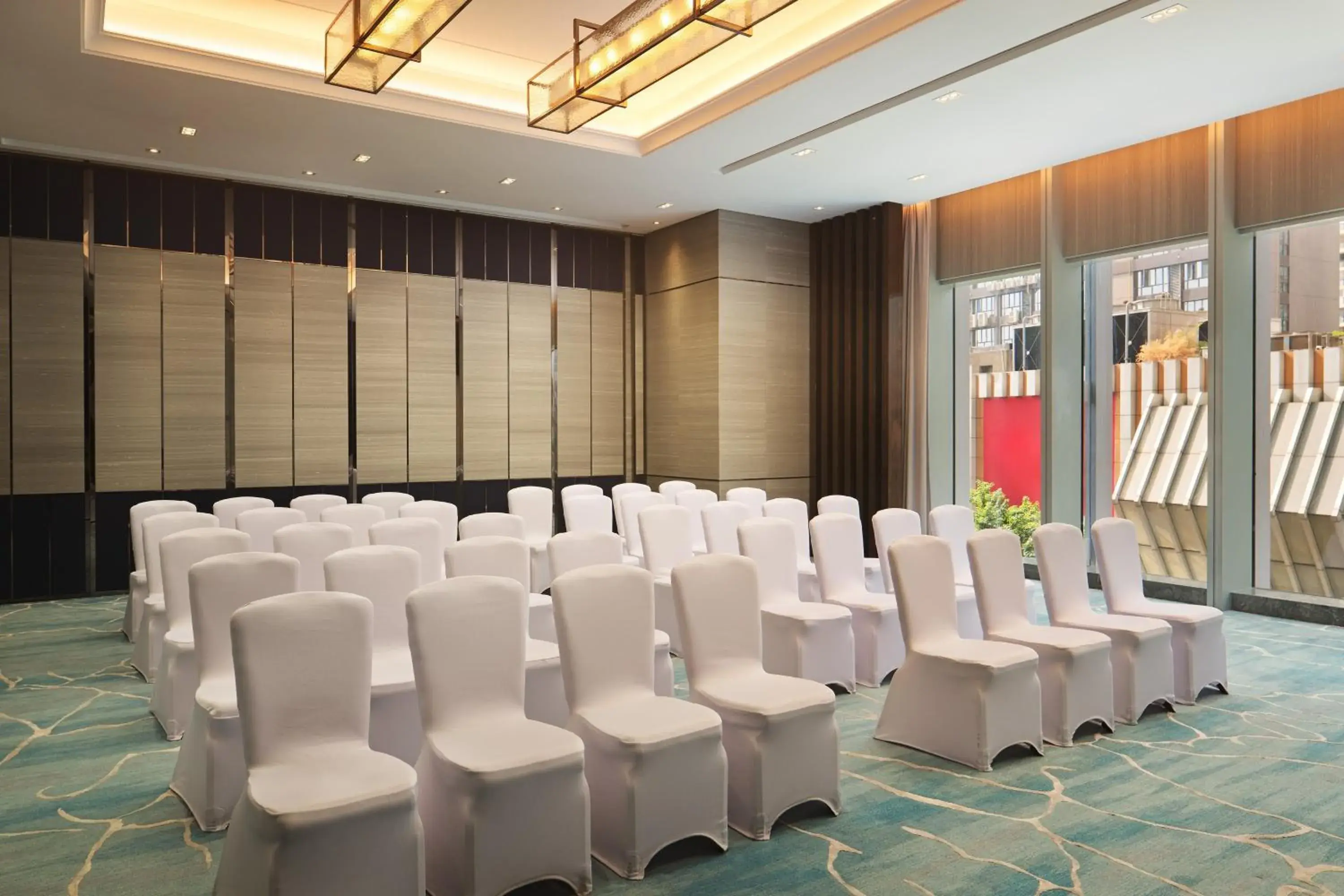 Meeting/conference room in Na Lotus Hotel, a Luxury Collection Hotel, Nanning