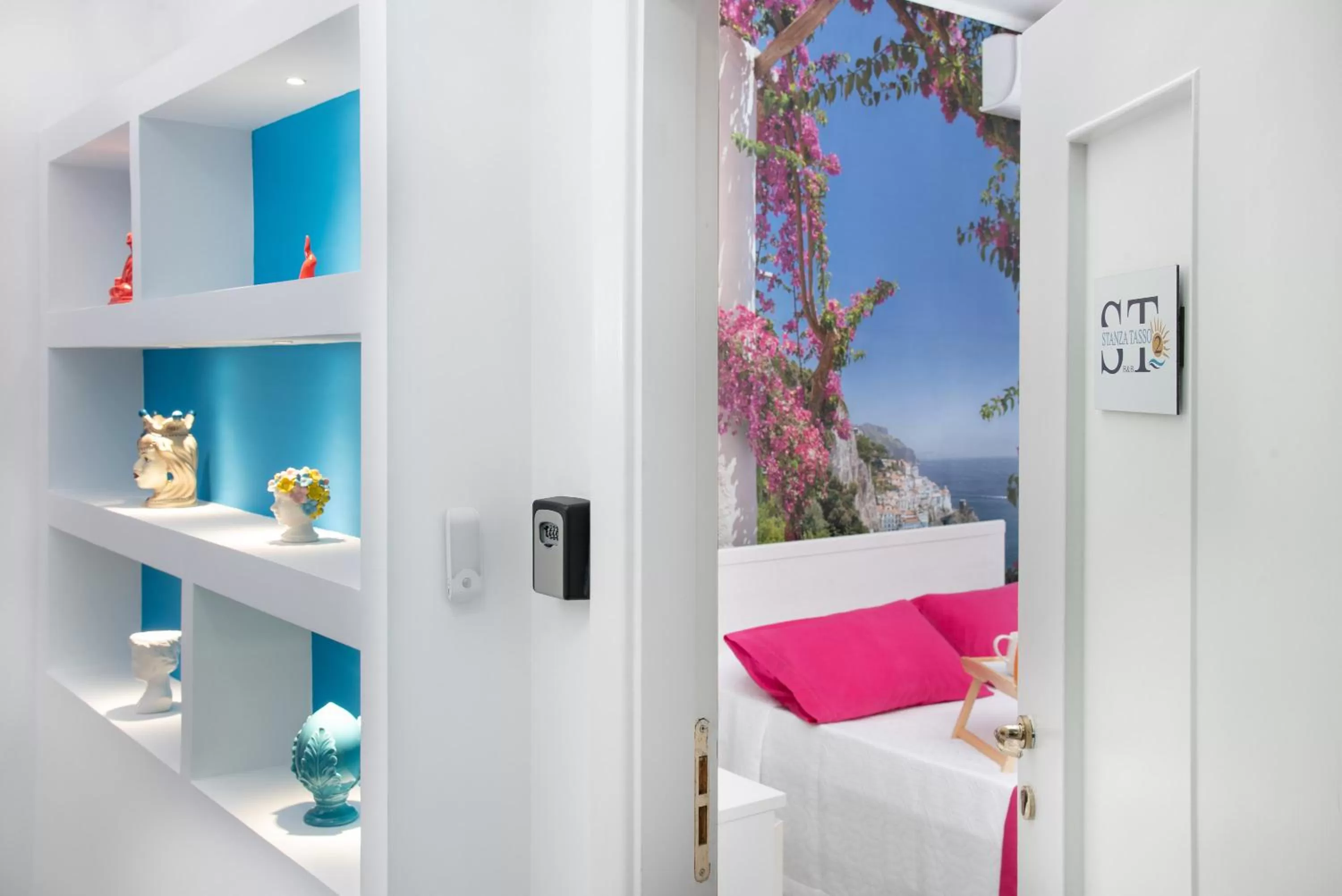 Photo of the whole room in B&B Stanza Tasso