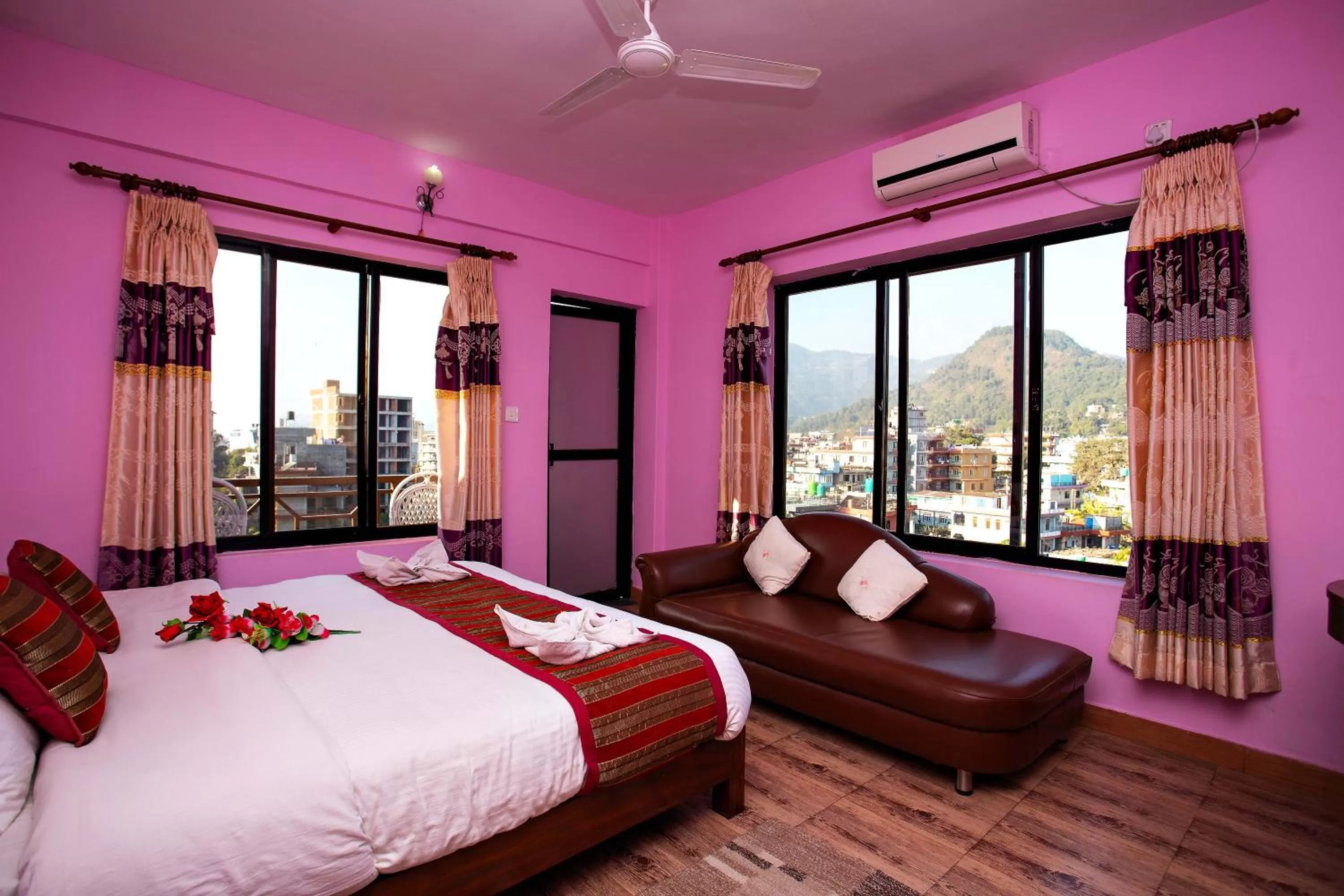 Photo of the whole room, Bed in Hotel Orchid