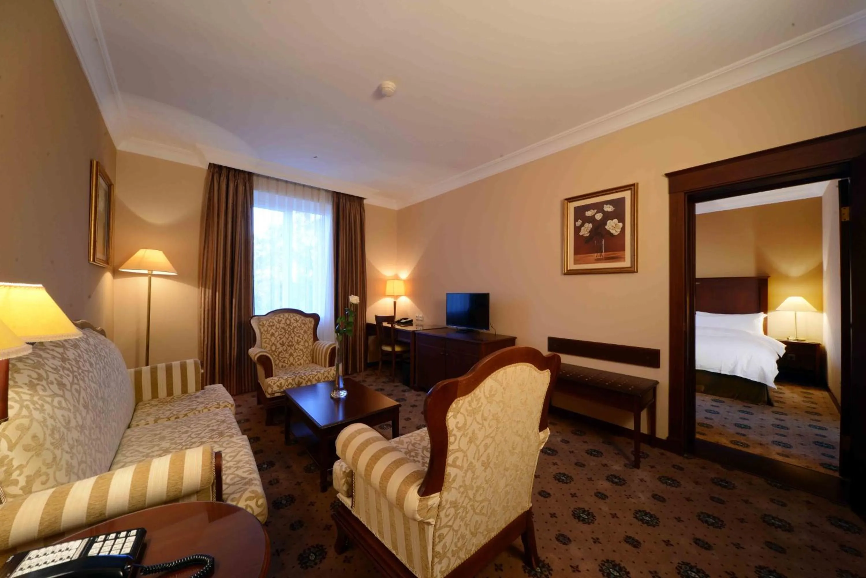 Seating area, Bed in LOTTE City Hotels Tashkent Palace