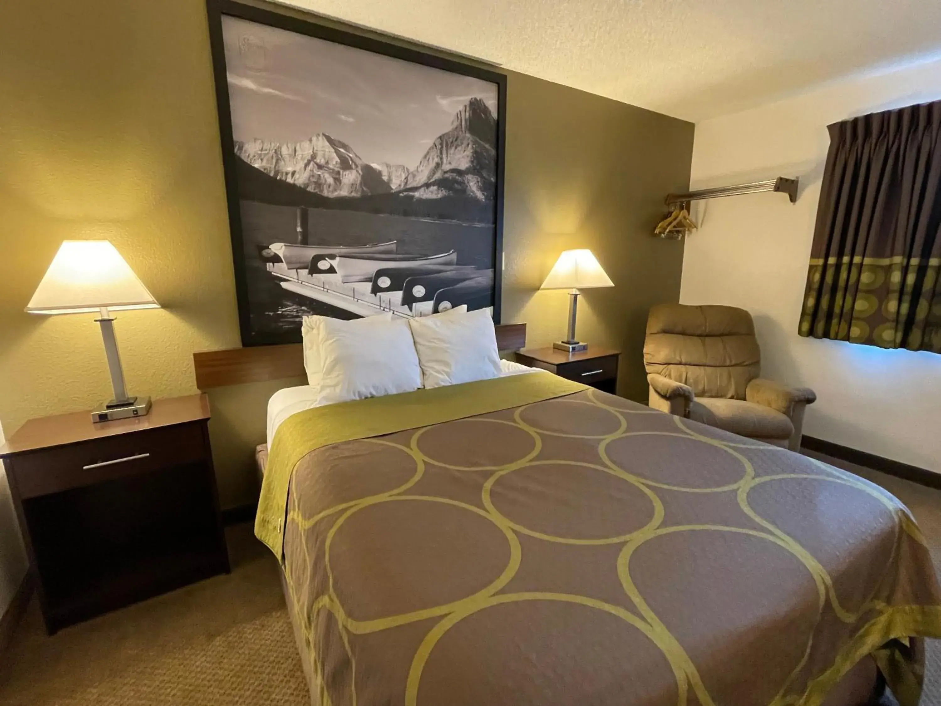 Bed in Studio 1 Hotel & Extended Stay - Missoula