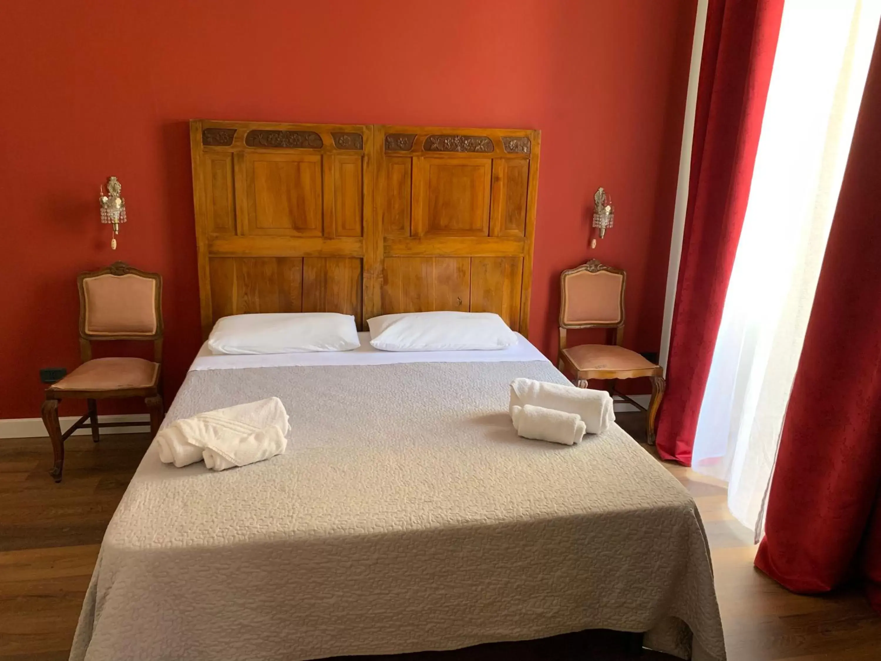 Double Room in Cialoma B&B Double Room in Cialoma B&B