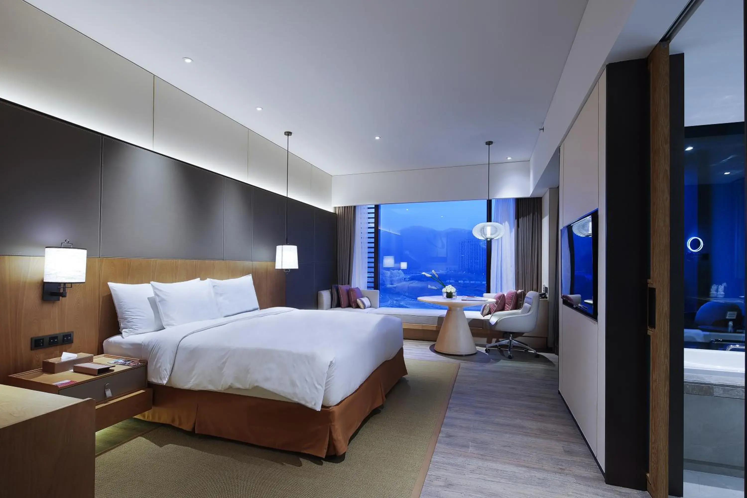 Photo of the whole room in Crowne Plaza Nanchang Wanli, an IHG Hotel