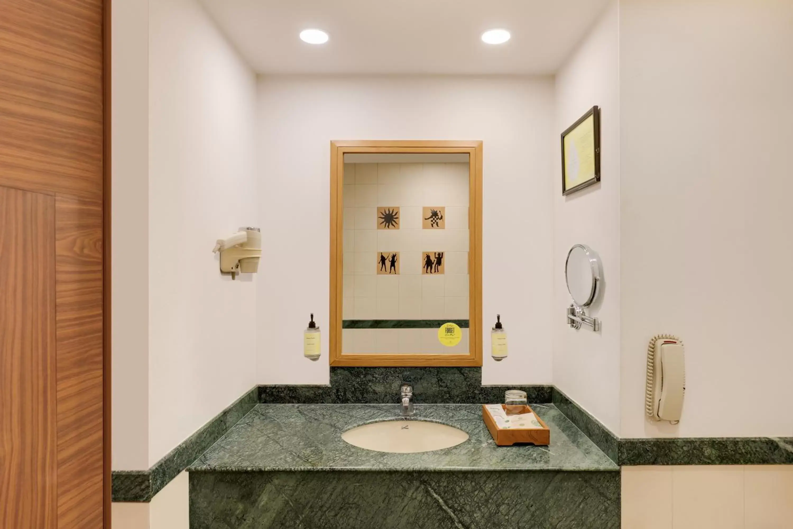 Bathroom in Lemon Tree Hotel, Aurangabad