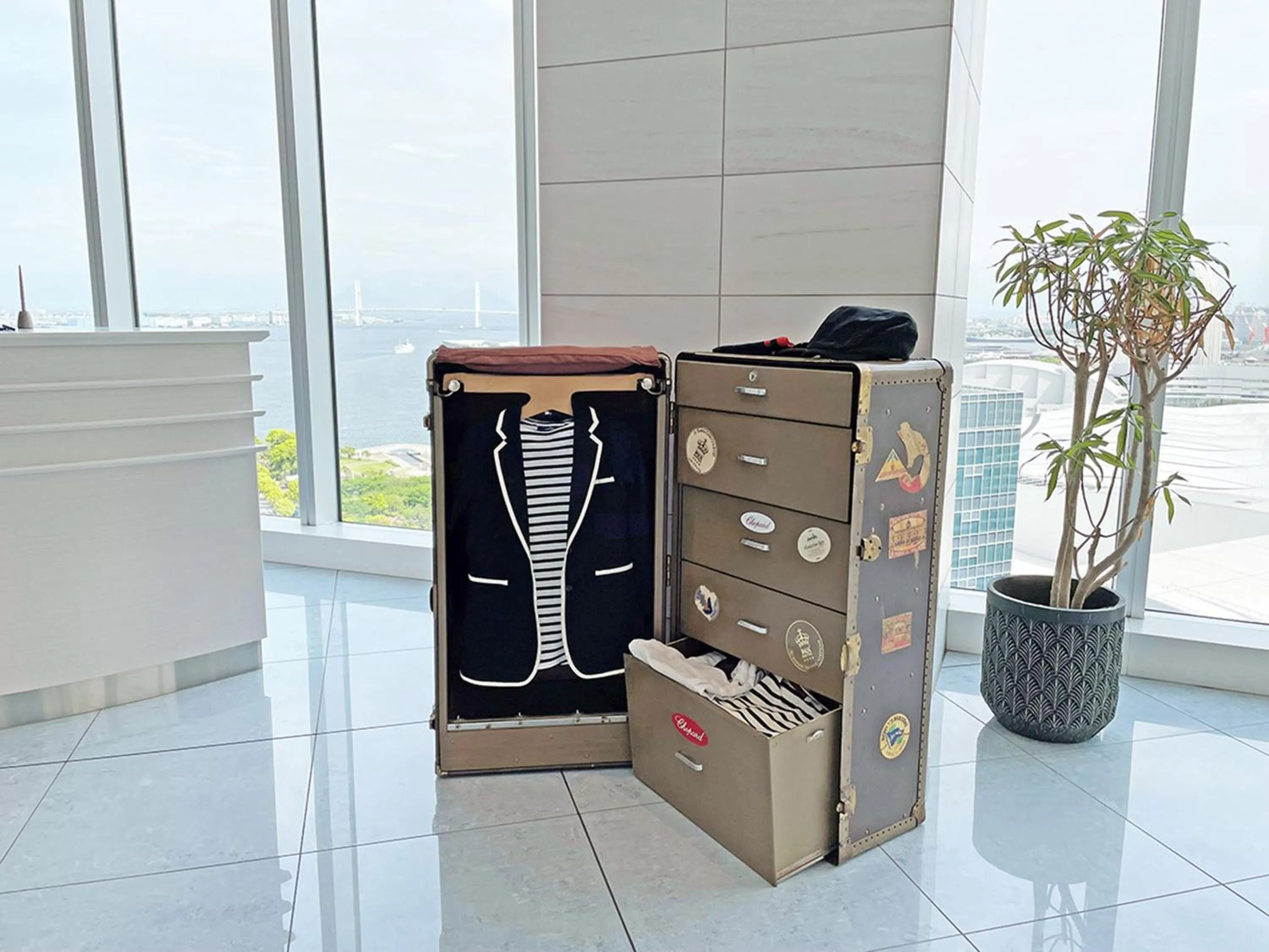 Lobby or reception in the square hotel Yokohama Minatomirai