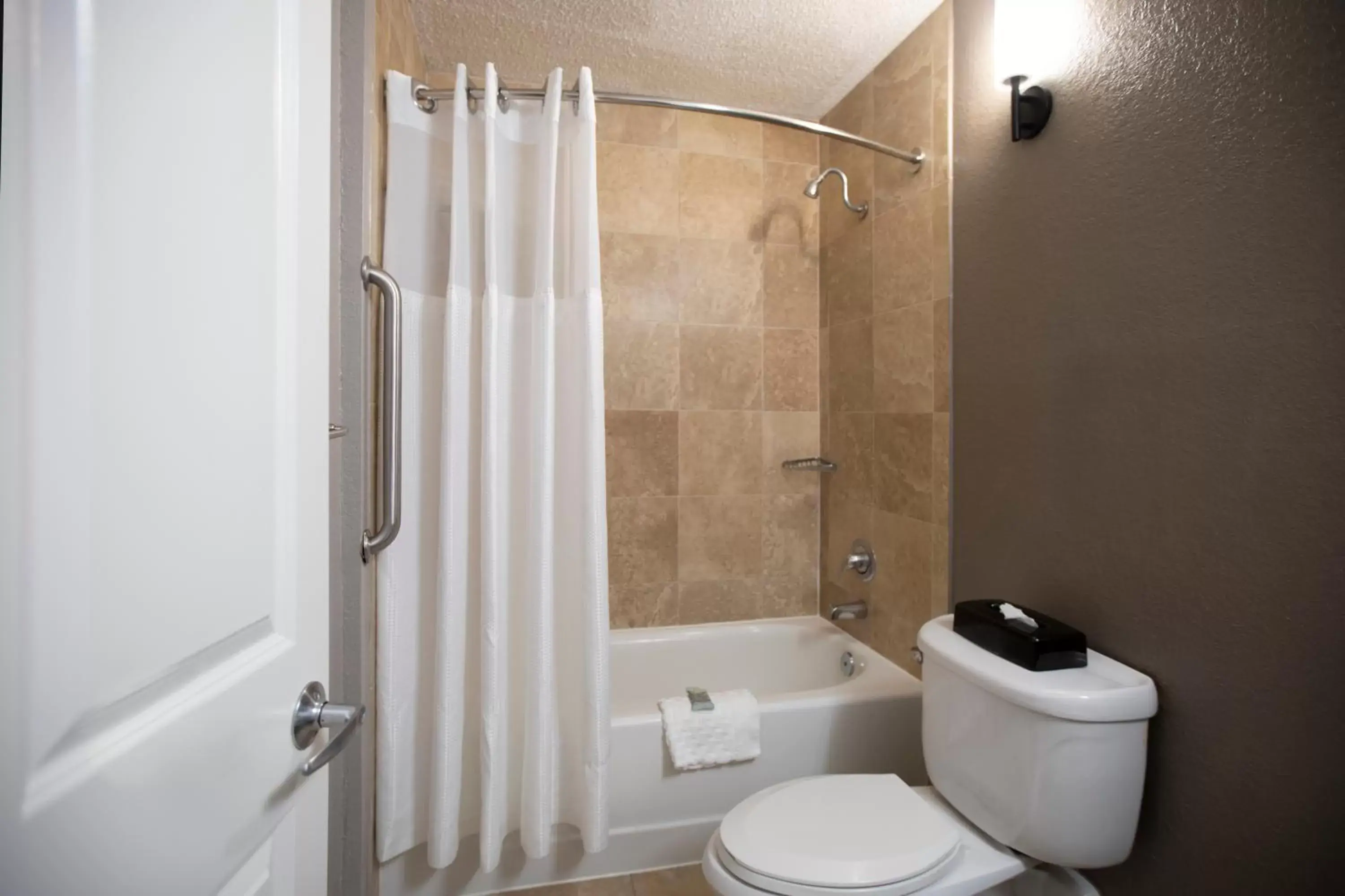 Bathroom in Best Western Savannah Historic District