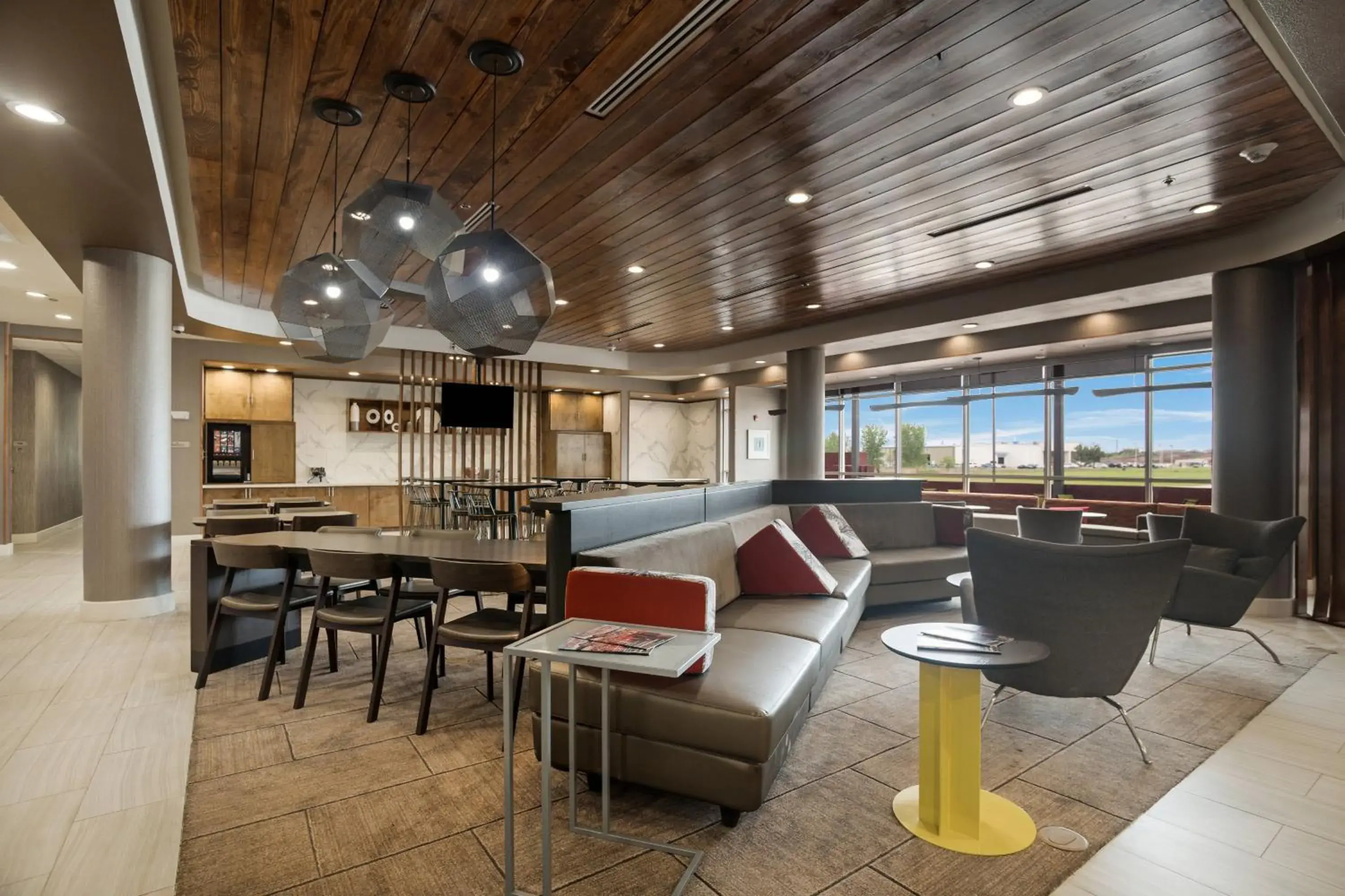 Lobby or reception, Lounge/Bar in SpringHill Suites by Marriott Stillwater