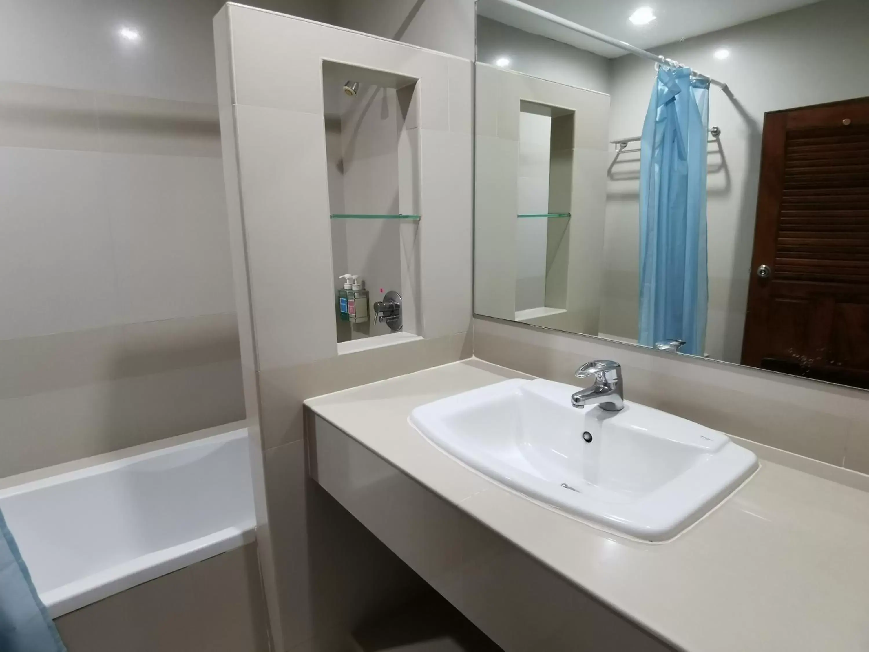 Bathroom in Morakot Twin Chumphon