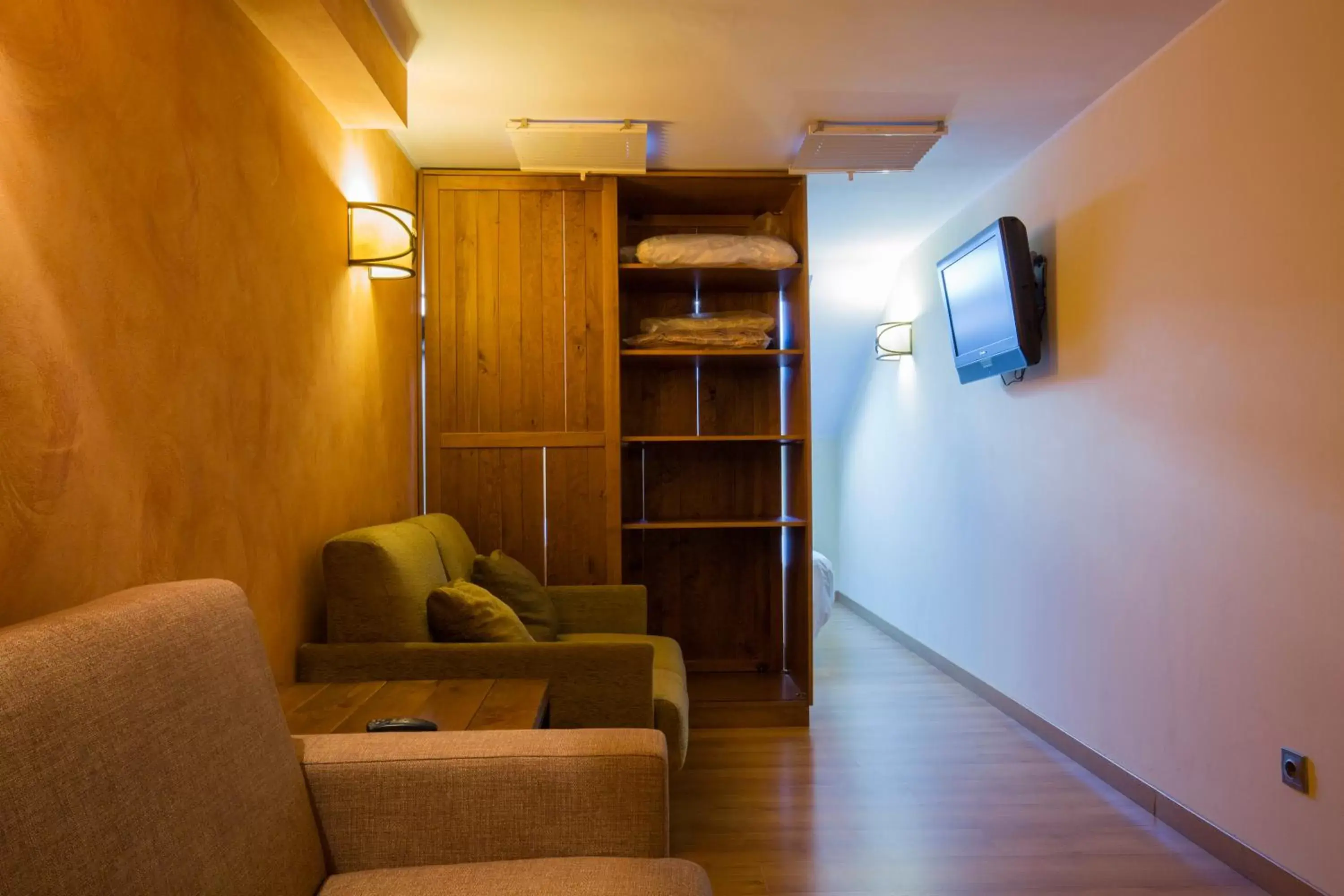 Living room, Seating Area in Hotel Màgic Pas