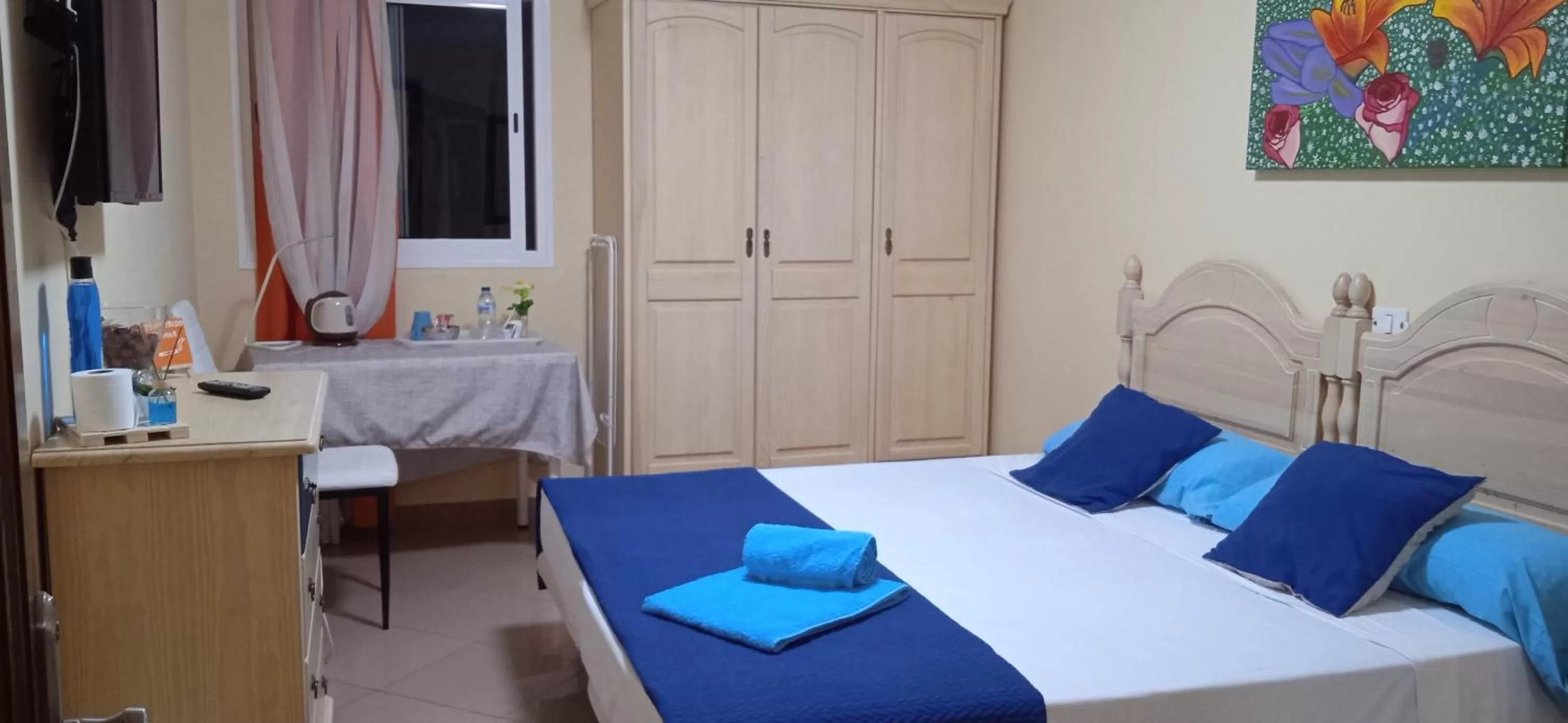 Property building, Bed in B&B Paraiso del Sol