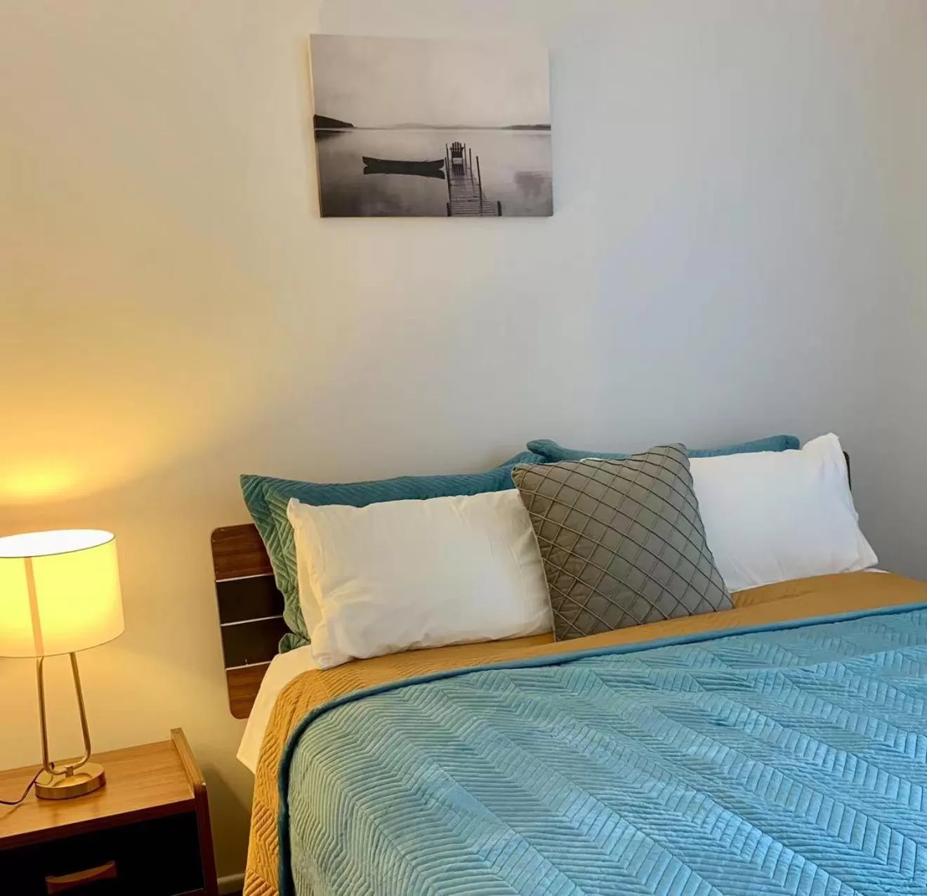 Bedroom in Auckland Central Motel