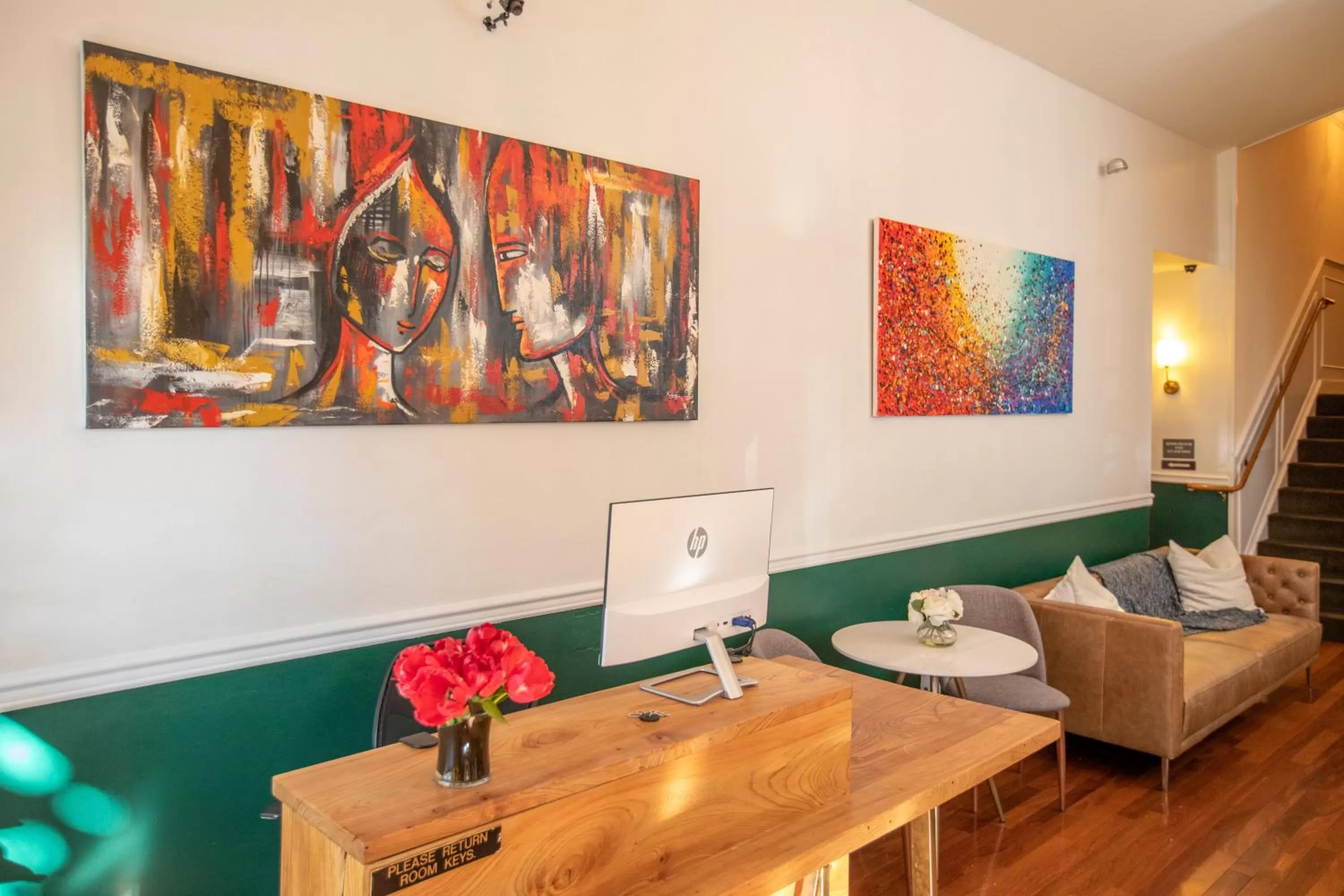 Lobby or reception in Washington Square Inn