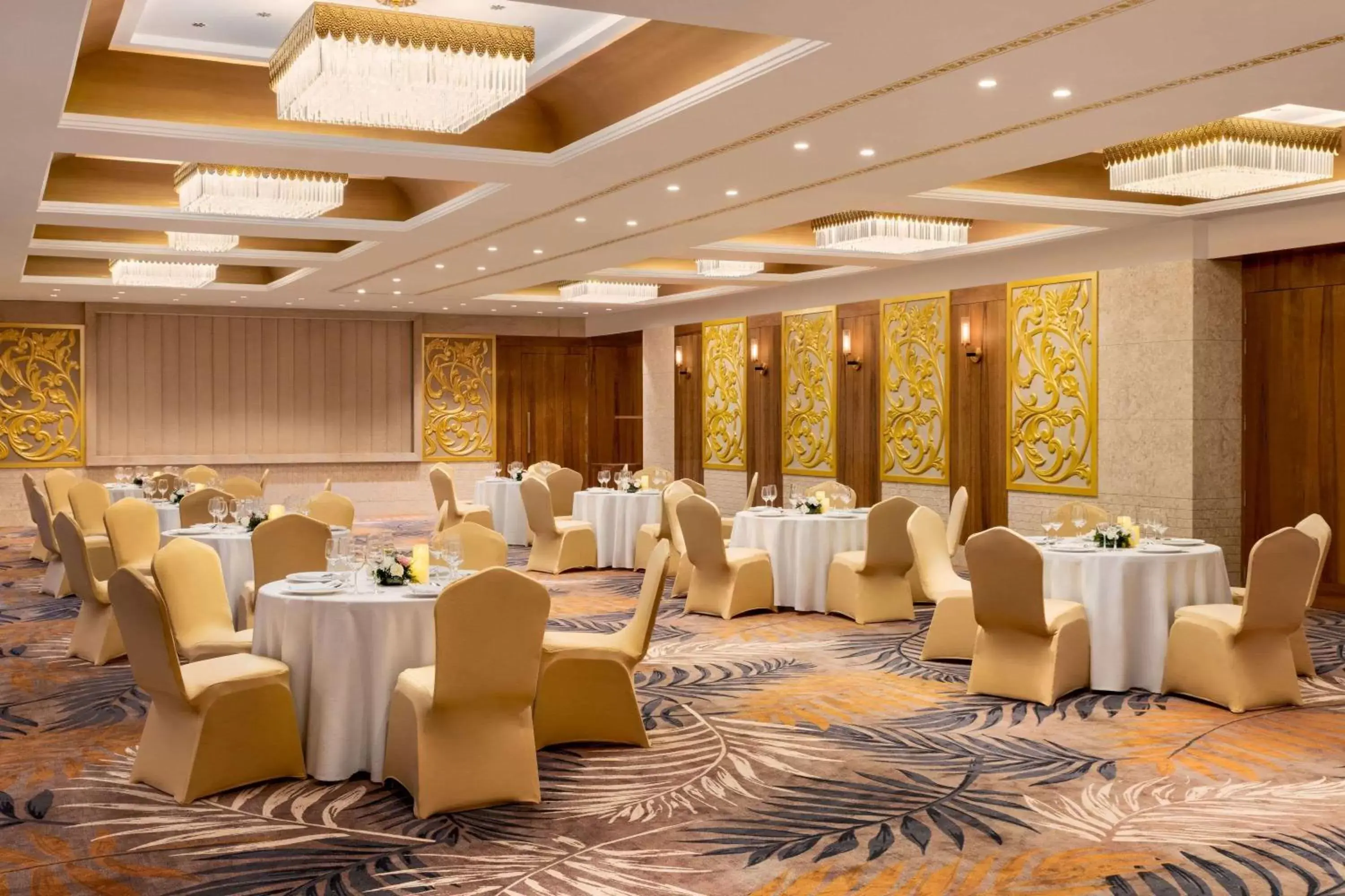 Banquet/Function facilities, Banquet Facilities in Howard Johnson by Wyndham Udaipur Roop Nagar