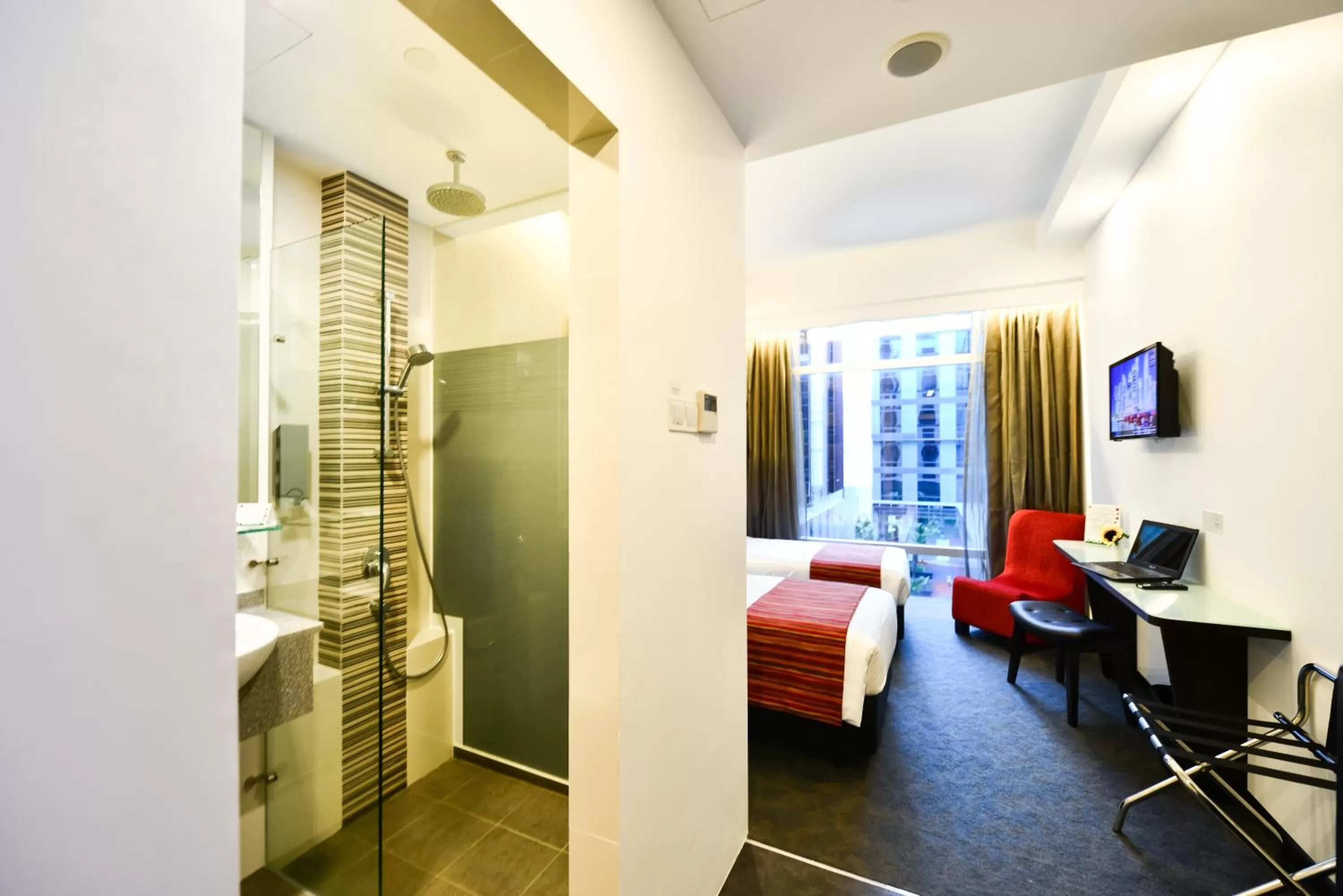 Deluxe Double or Twin Room in Hotel Chancellor@Orchard