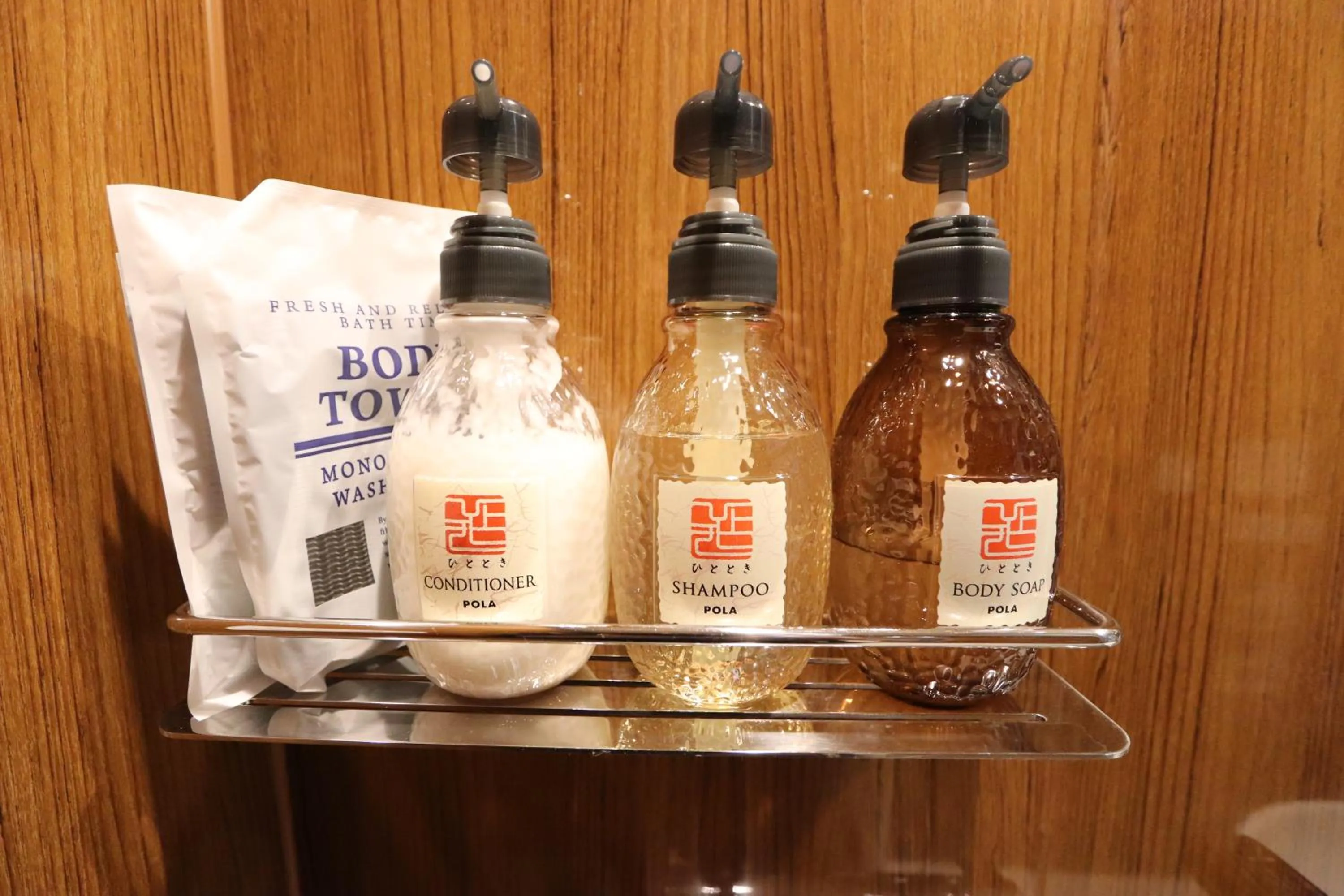 Shower in Hotel Kanade Kanku Kaizuka