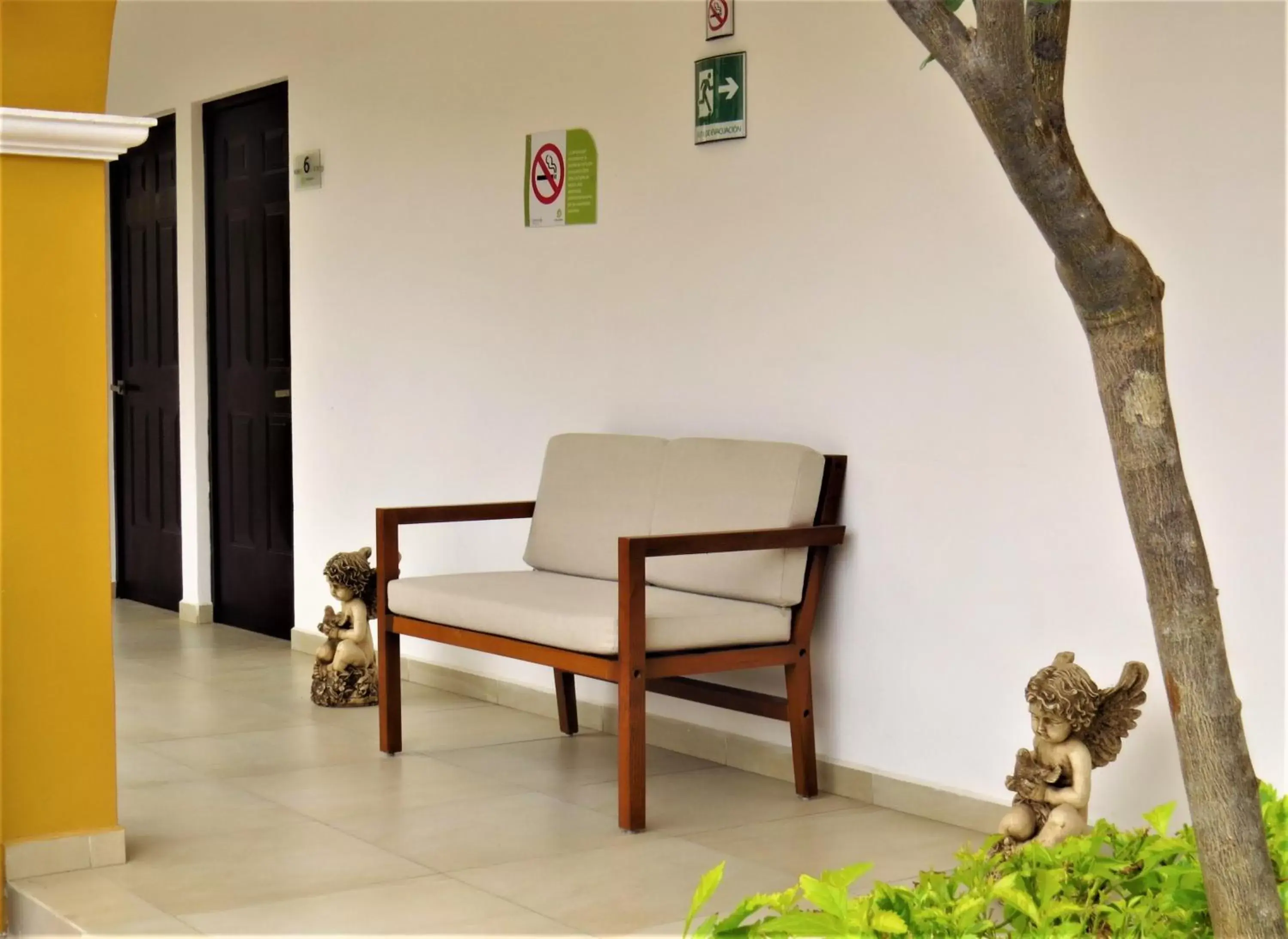 Seating Area in Casa Blanca Hotel