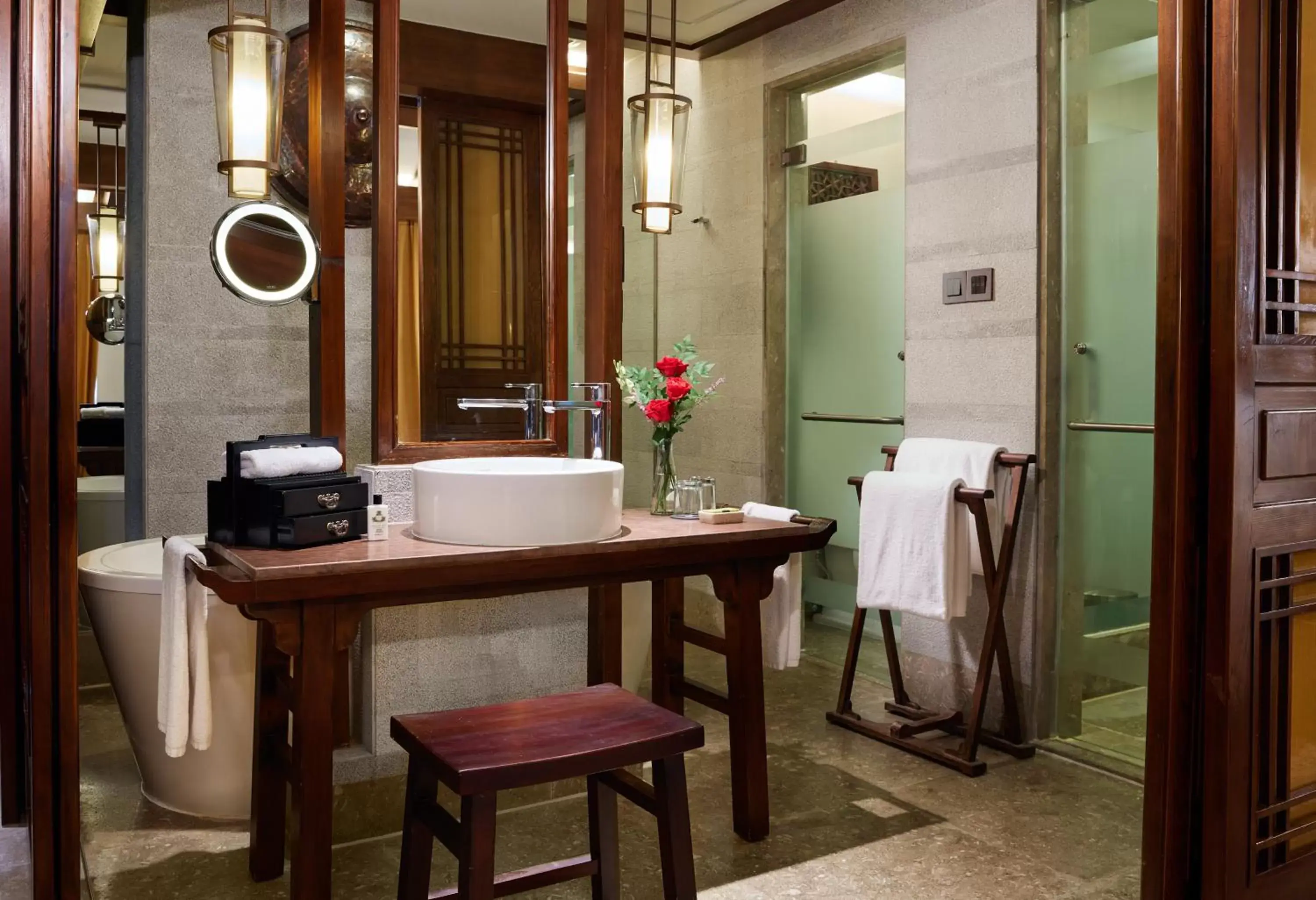 Photo of the whole room, Bathroom in InterContinental Lijiang Ancient Town Resort, an IHG Hotel