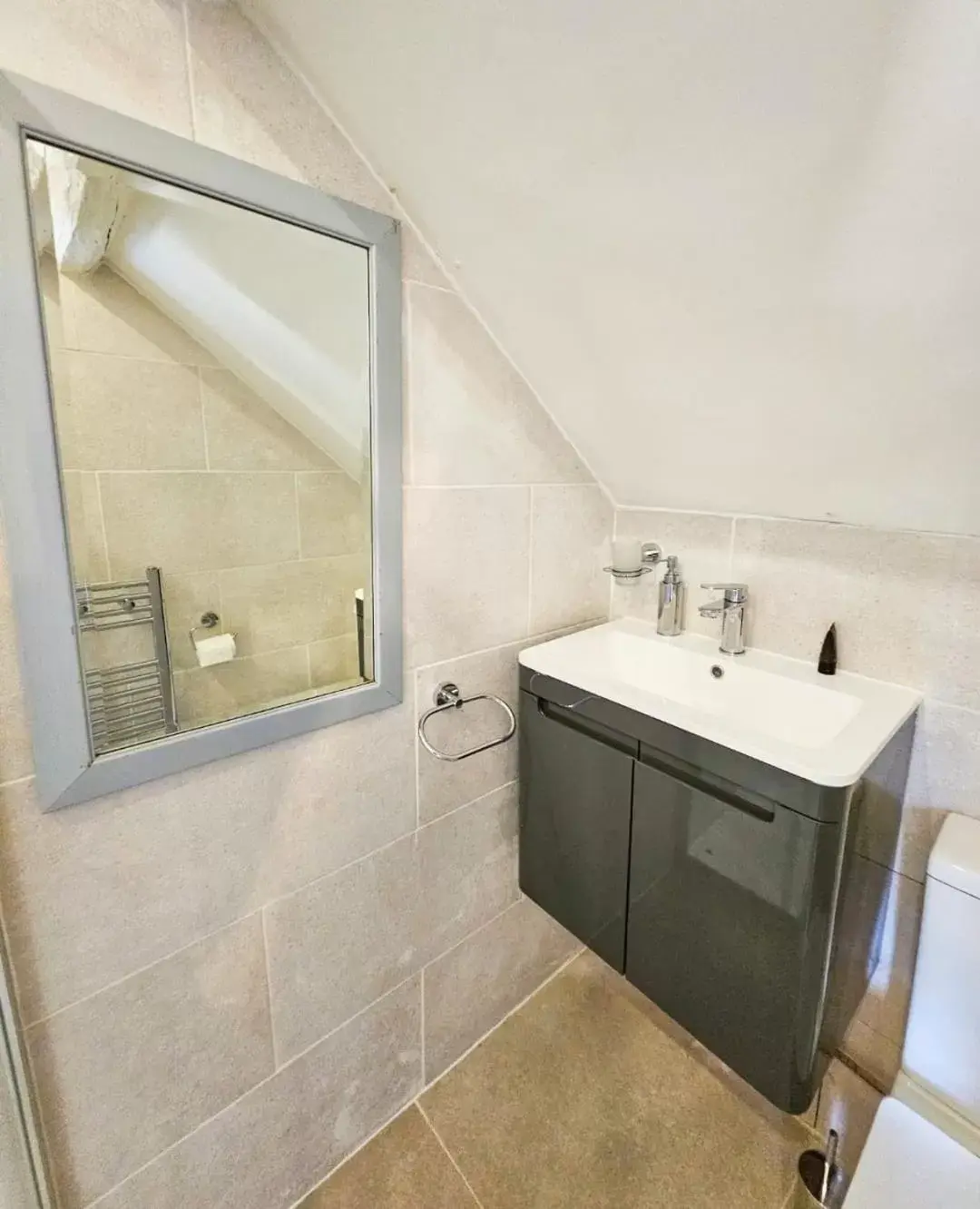 Bathroom in Granary Villa