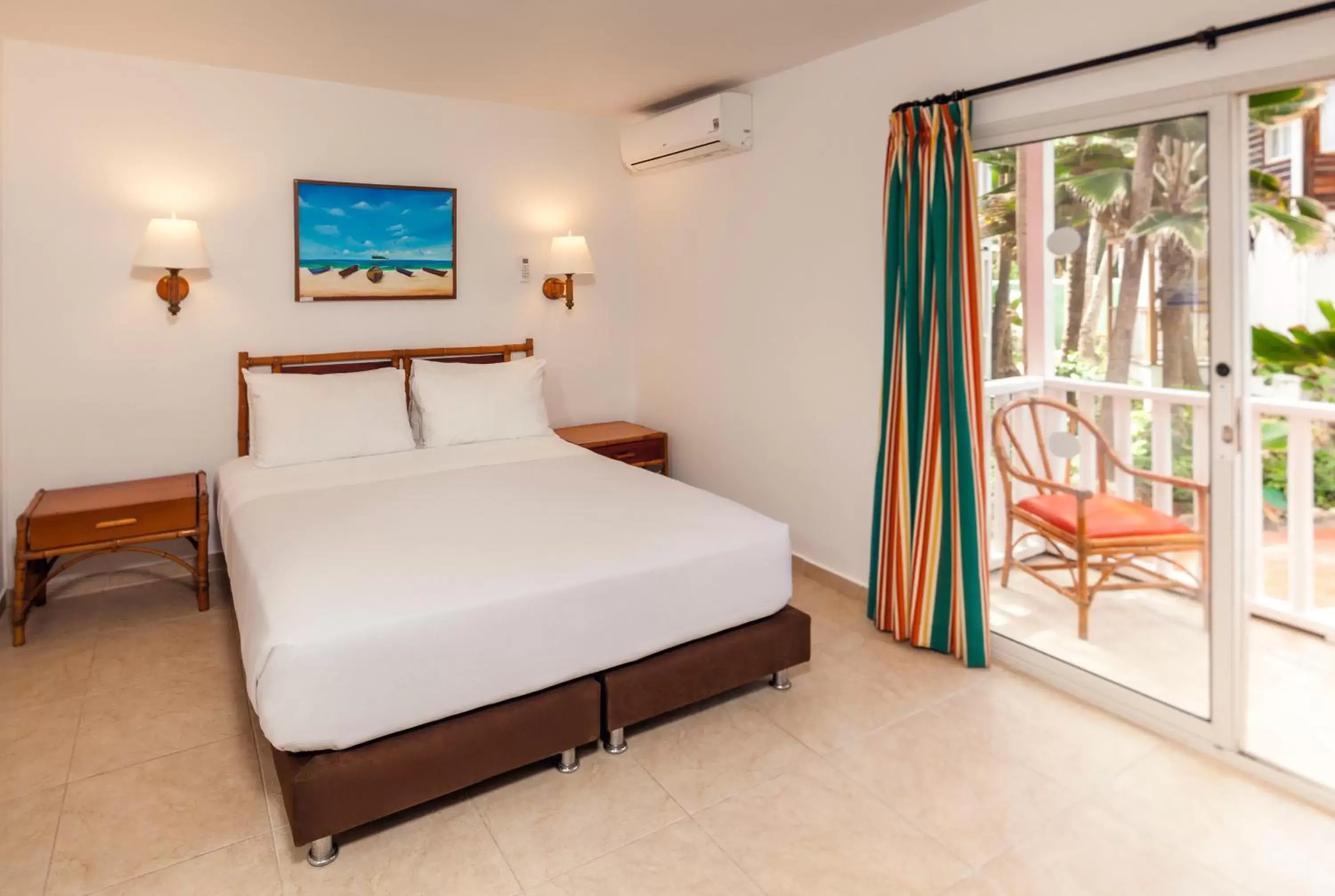Bedroom, Bed in Decameron San Luis - All Inclusive