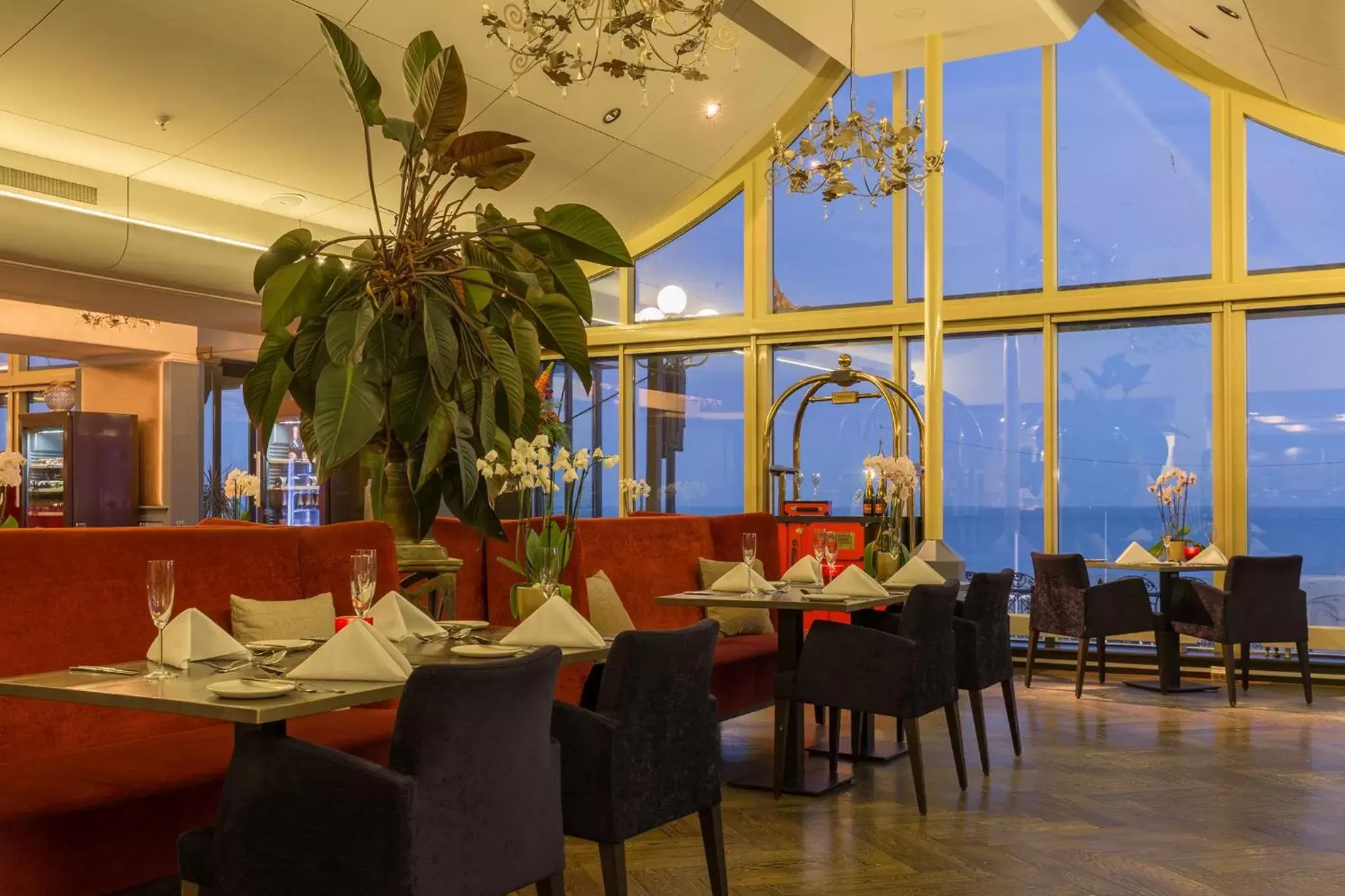 Restaurant/Places to Eat in Grand Hotel Amrâth Kurhaus The Hague Scheveningen