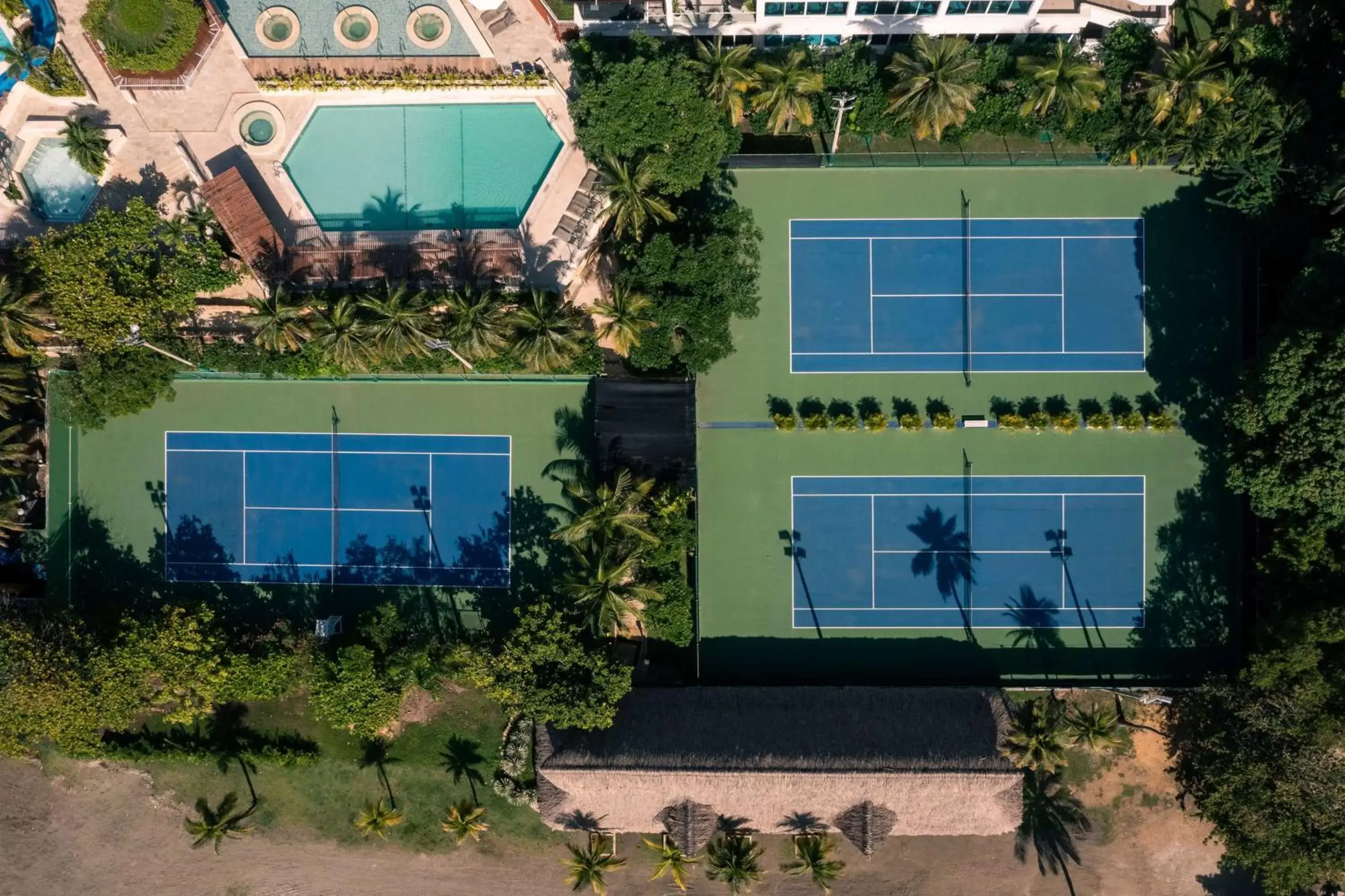 Pool view, Bird's-eye View in Hilton Cartagena