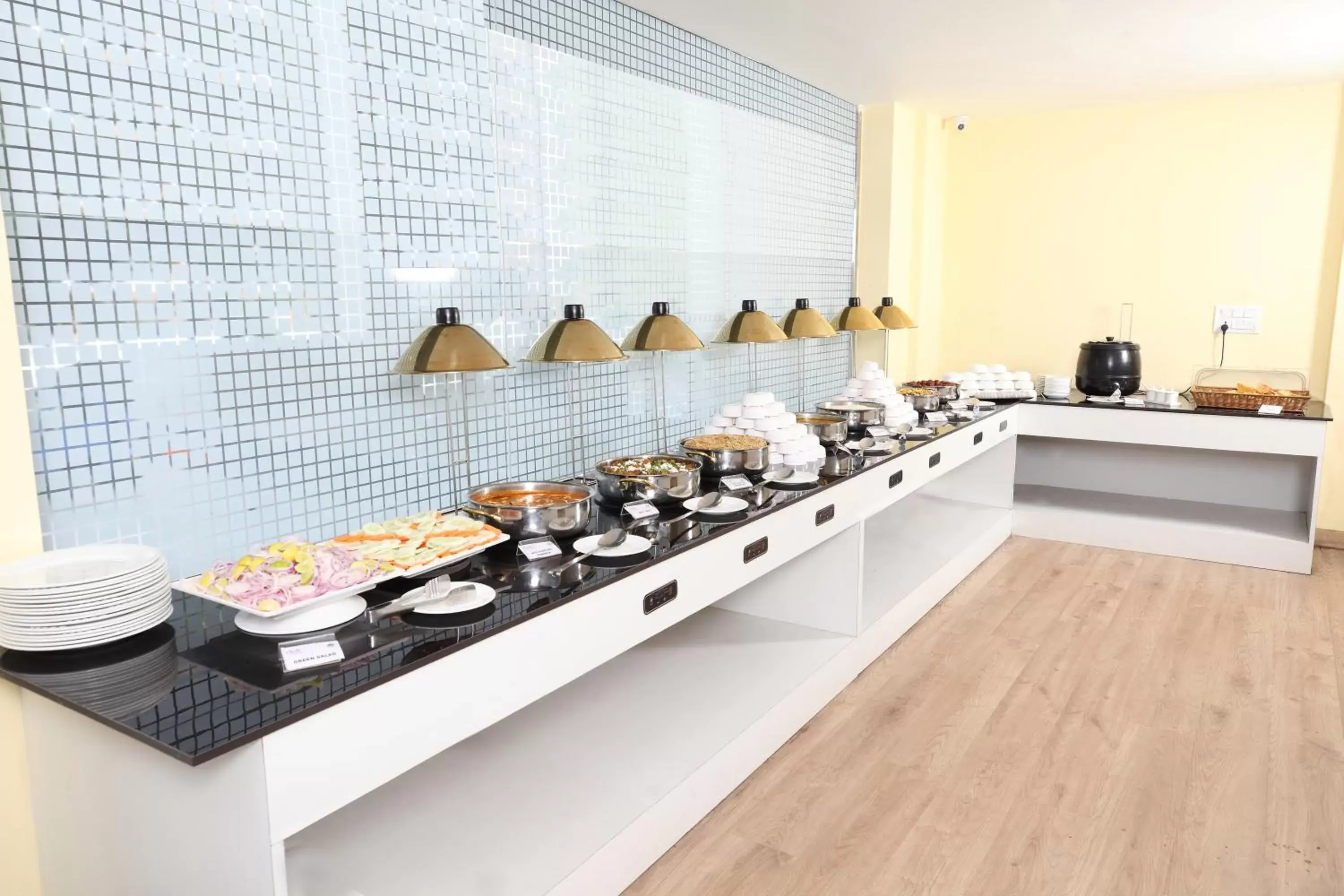 Restaurant/places to eat in Click Hotel Transport Nagar Restaurant/places to eat in Click Hotel Transport Nagar