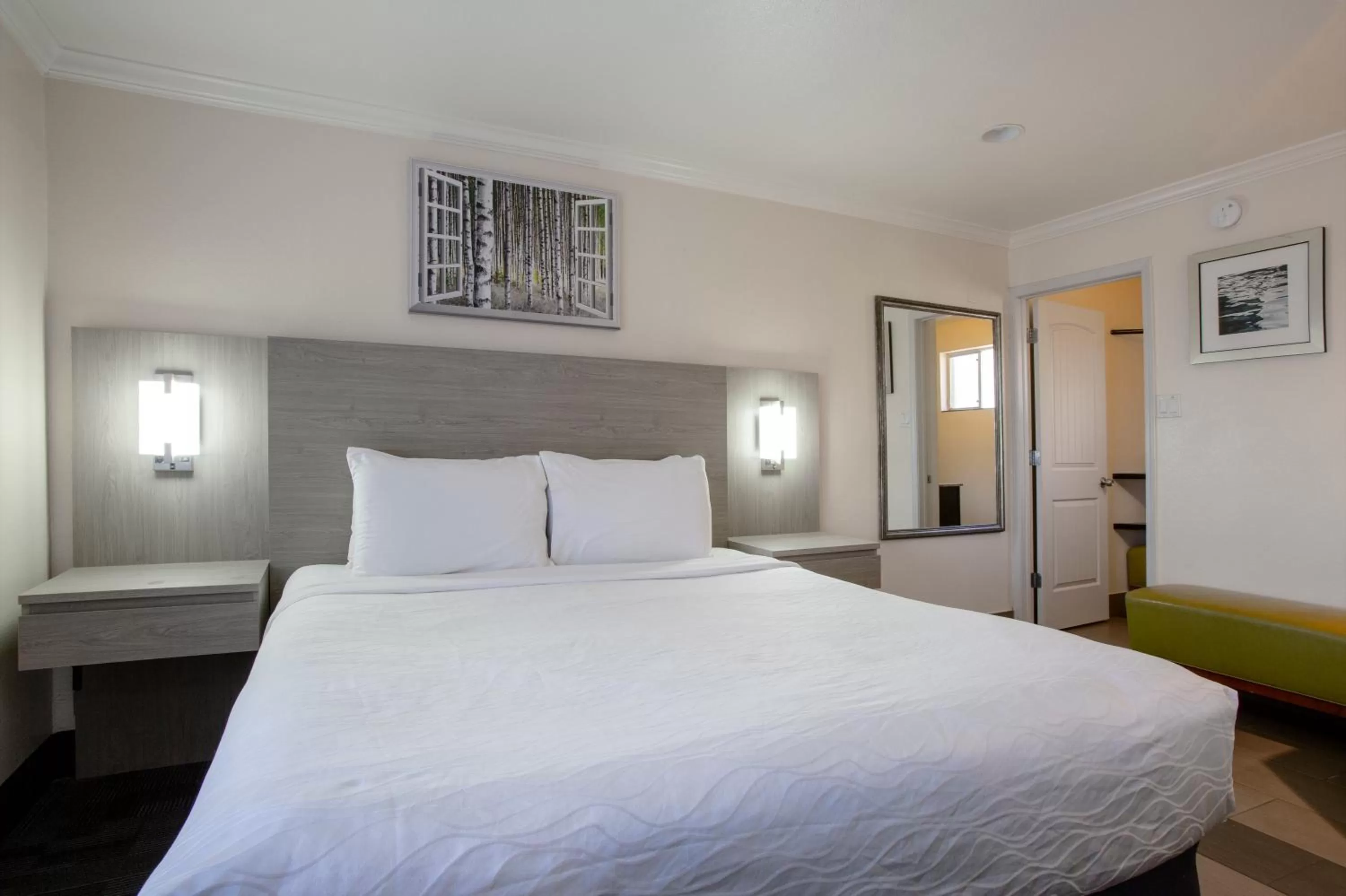 Bedroom, Bed in Hotel Aspen Flagstaff/ Grand Canyon InnSuites