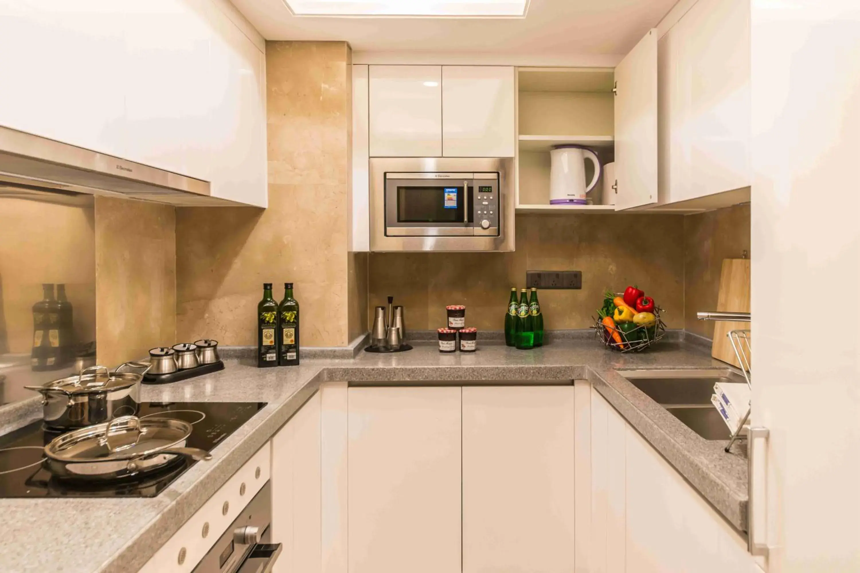 Kitchen or kitchenette in Somerset Grandview Shenzhen Kitchen or kitchenette in Somerset Grandview Shenzhen