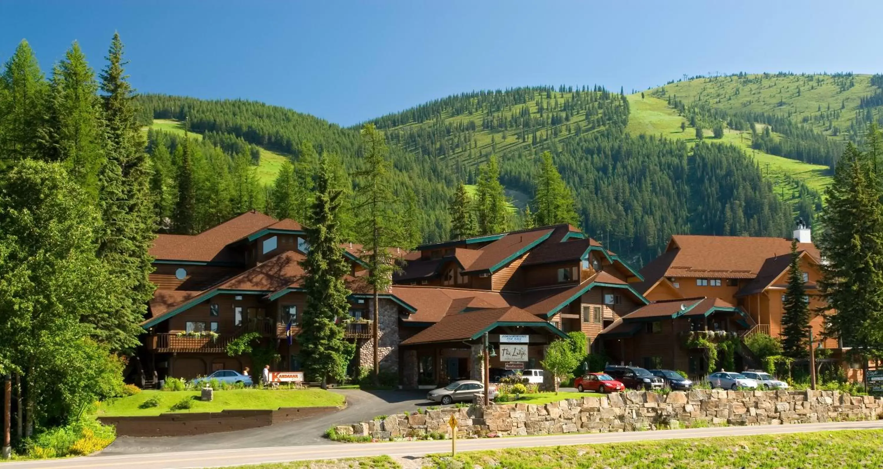 Facade/entrance, Property Building in Kandahar Lodge at Whitefish Mountain Resort