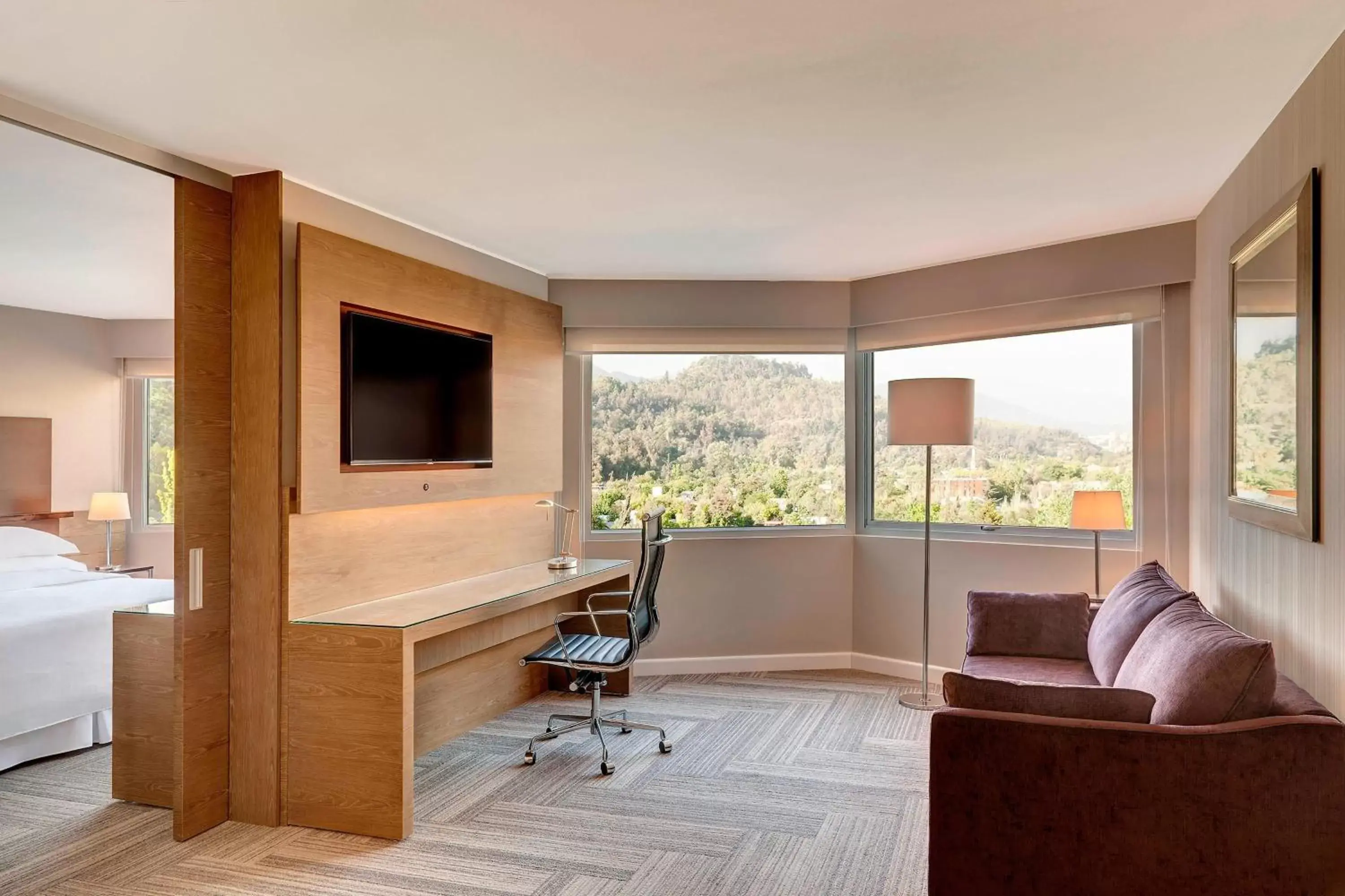 Living room, Seating Area in Sheraton Santiago Hotel & Convention Center