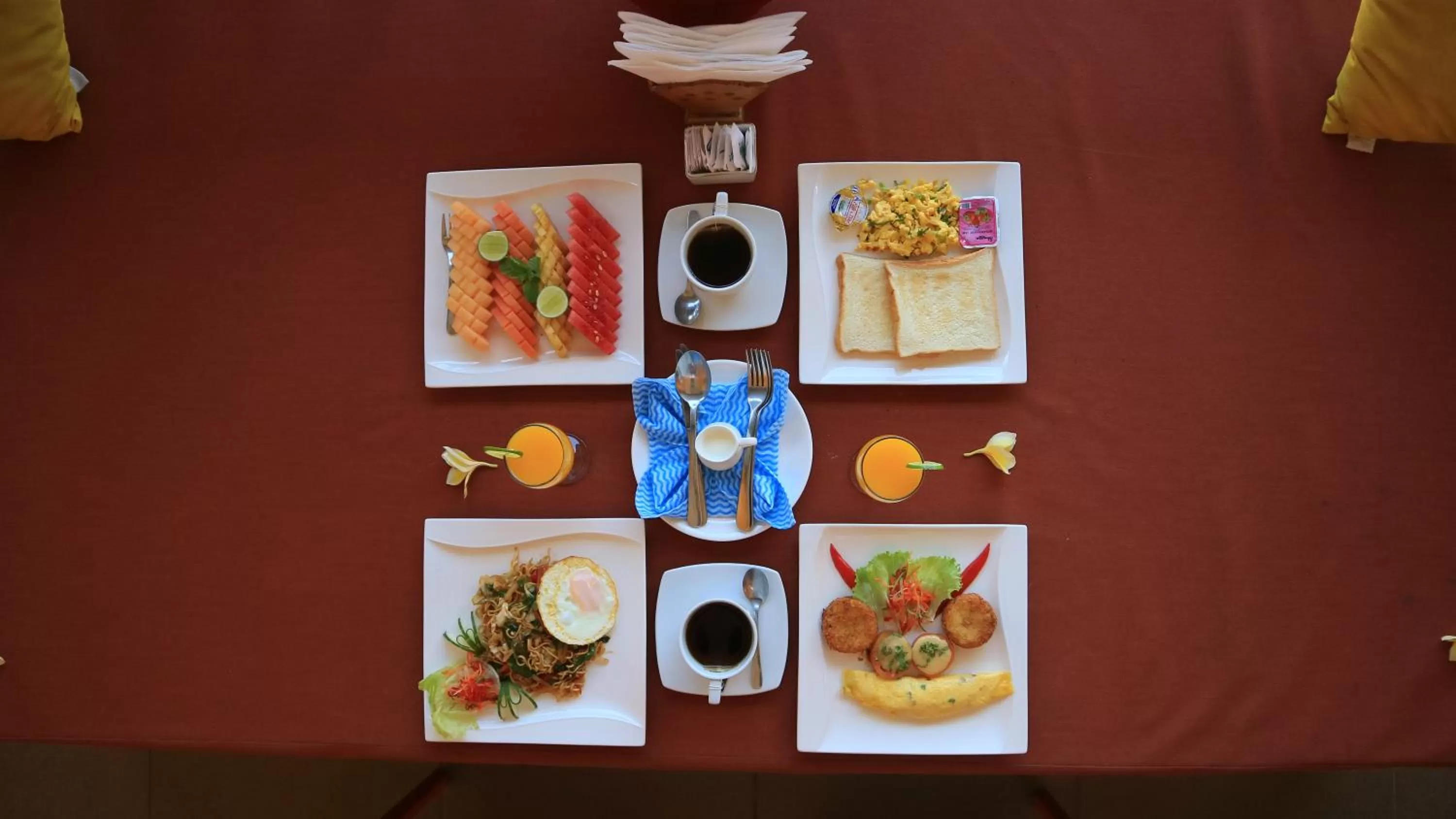 Breakfast in Sunset House Gili Meno