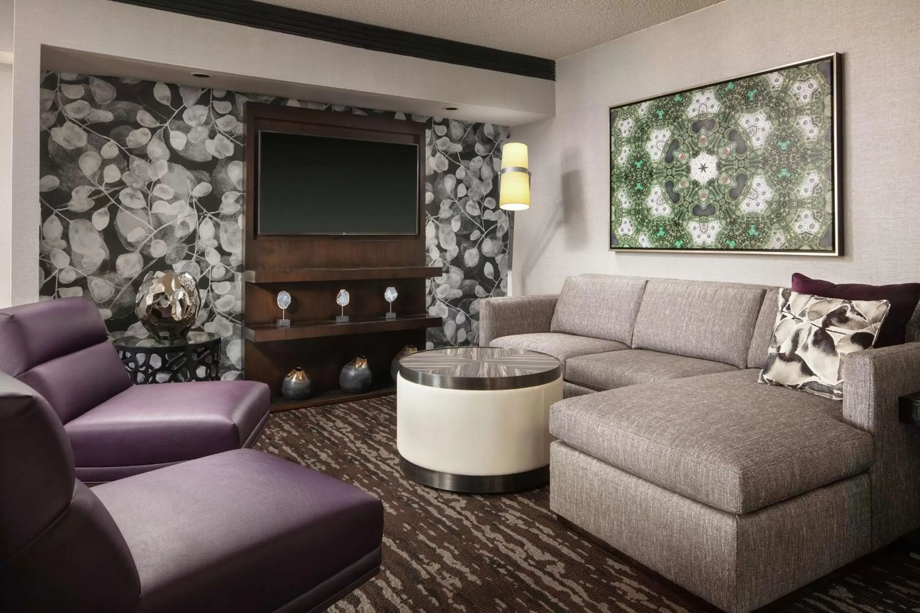 Bedroom, Seating Area in Embassy Suites by Hilton Crystal City National Airport