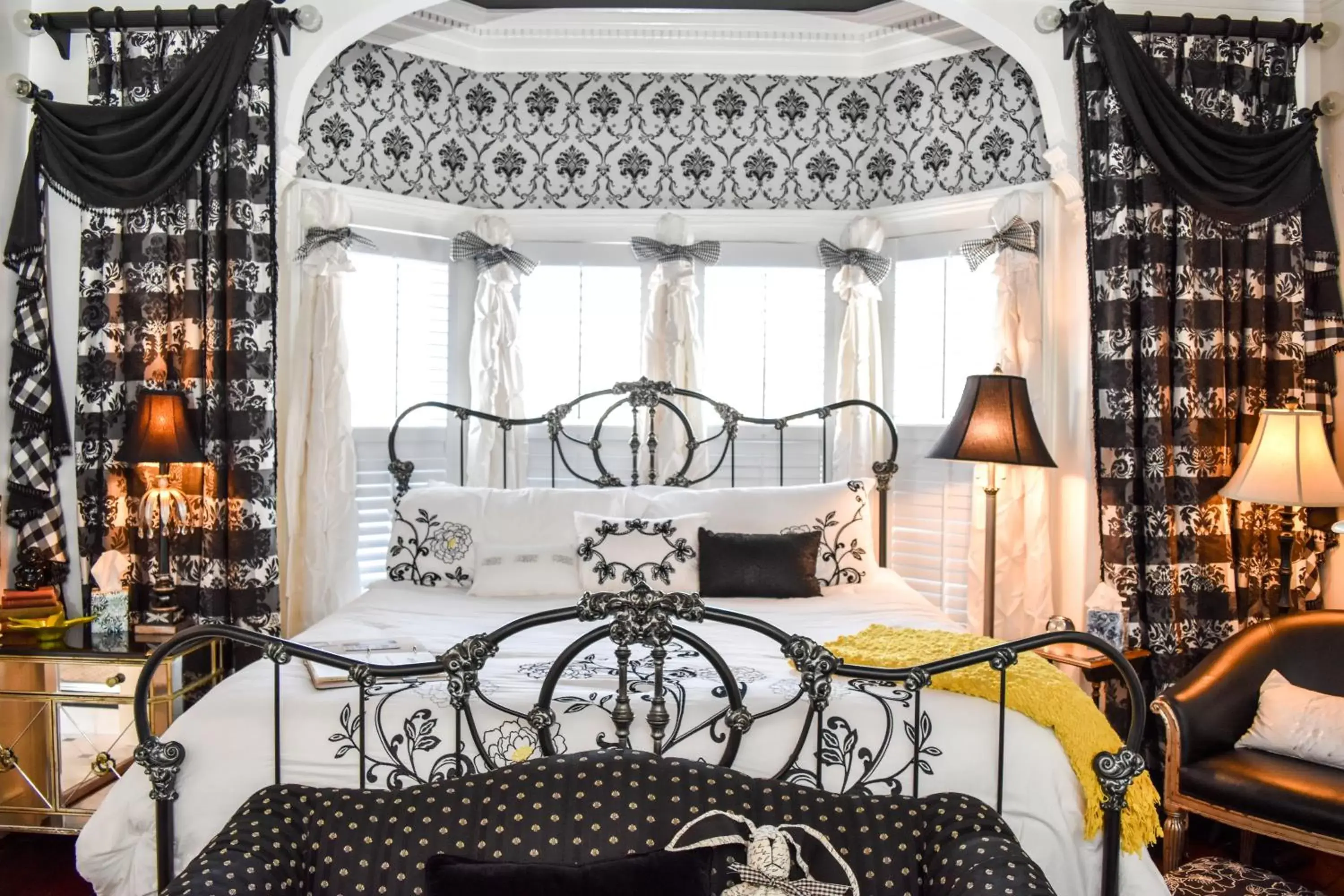 King Suite in The Richard Johnston Inn & 1890 Caroline House King Suite in The Richard Johnston Inn & 1890 Caroline House